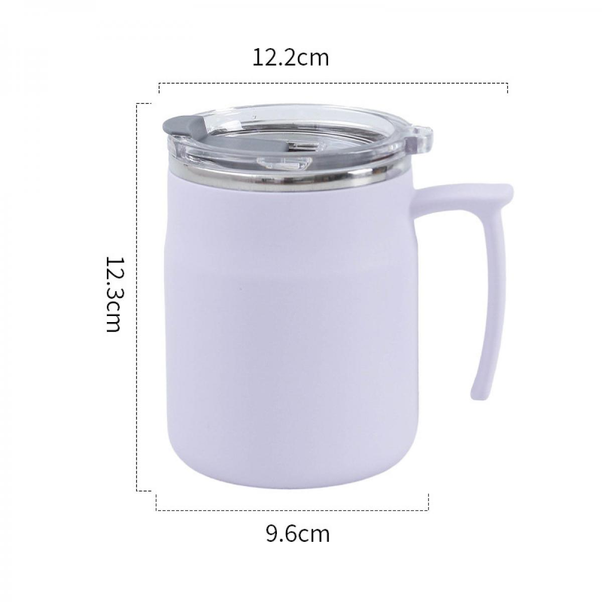 Eine weiße Tasse mit Henkel und transparentem Deckel, Maße sind angegeben.