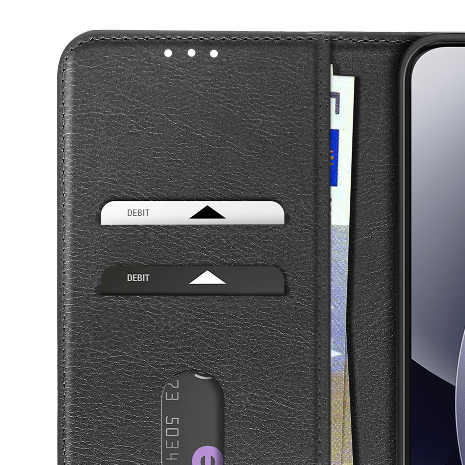 Custodia in pelle nera per telefono con slot per carte e tasca per soldi. Una banconota da un euro è visibile.