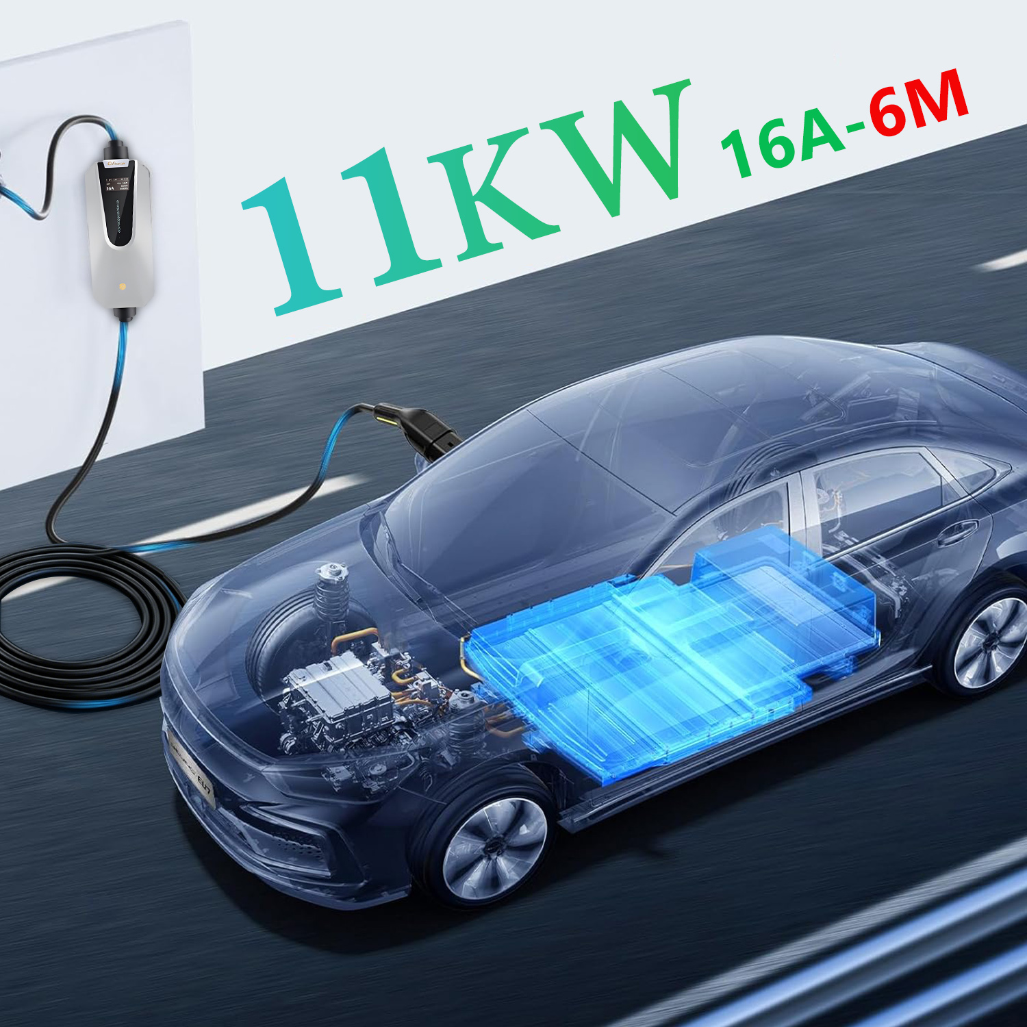 Ein Elektroauto wird geladen. Transparente Ansicht zeigt Batterie und Motor.