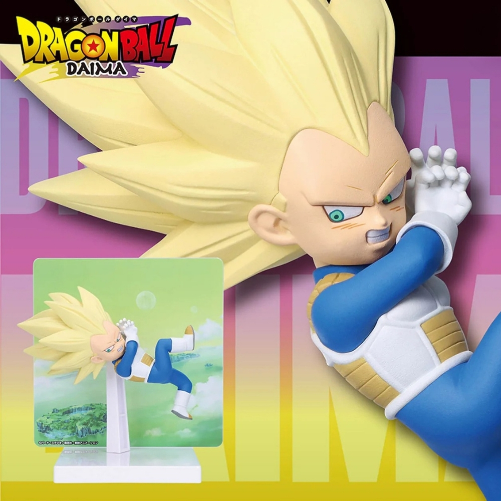 Statua Dragon Ball Daima di Vegeta con capelli biondi e armatura blu.