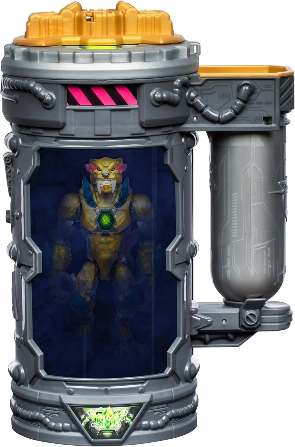 Ein gelber Tiger-Actionfigur in einem Röhrenbehälter mit grünen Akzenten.