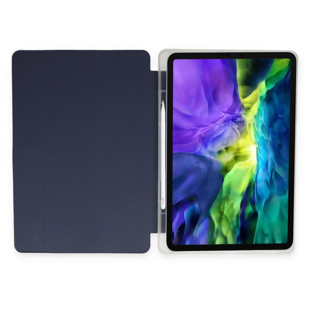Yanında kalem bulunan mavi kapaklı açık tablet.