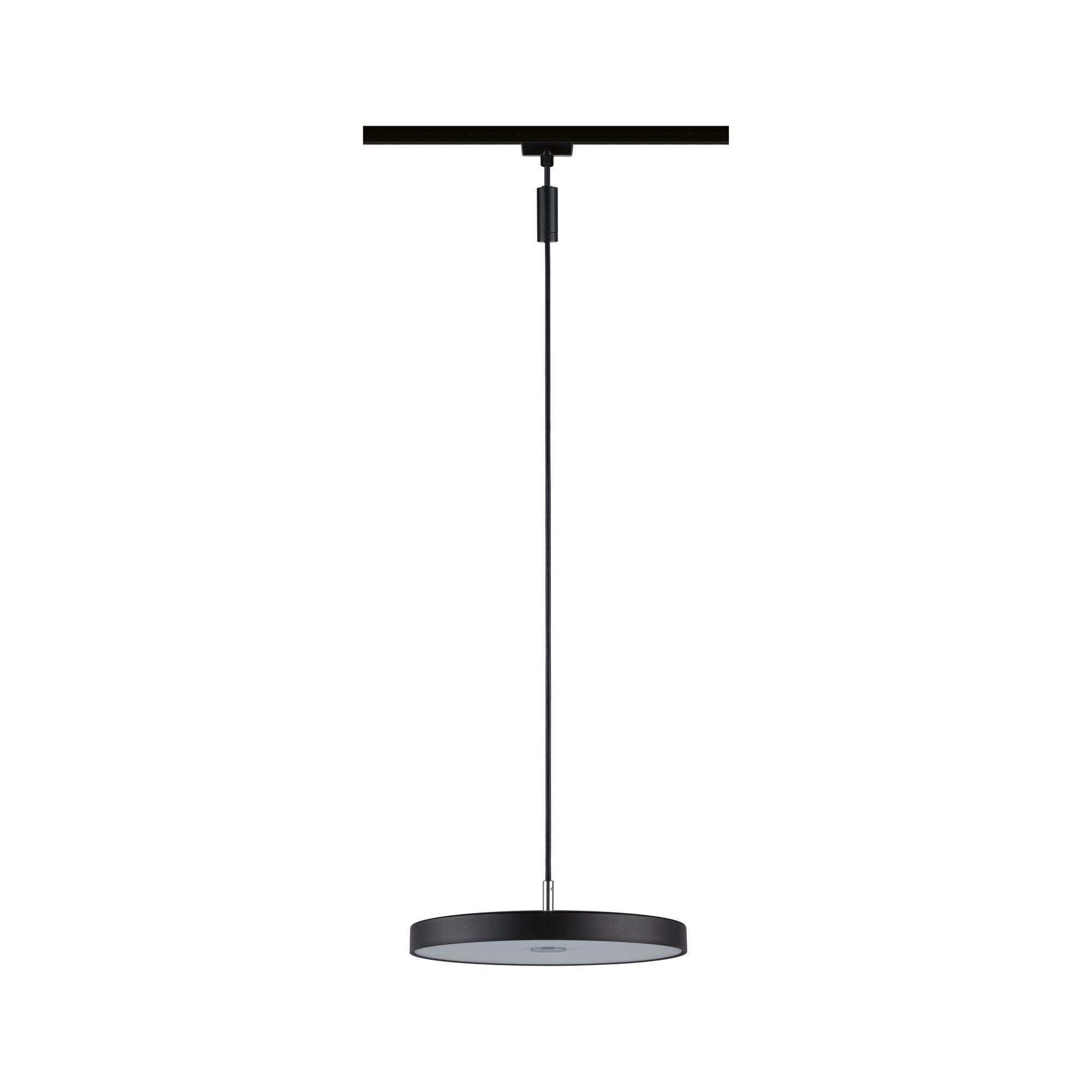 Schwarze Pendelleuchte mit rundem Diffusor, an schwarzem Kabel aufgehängt.