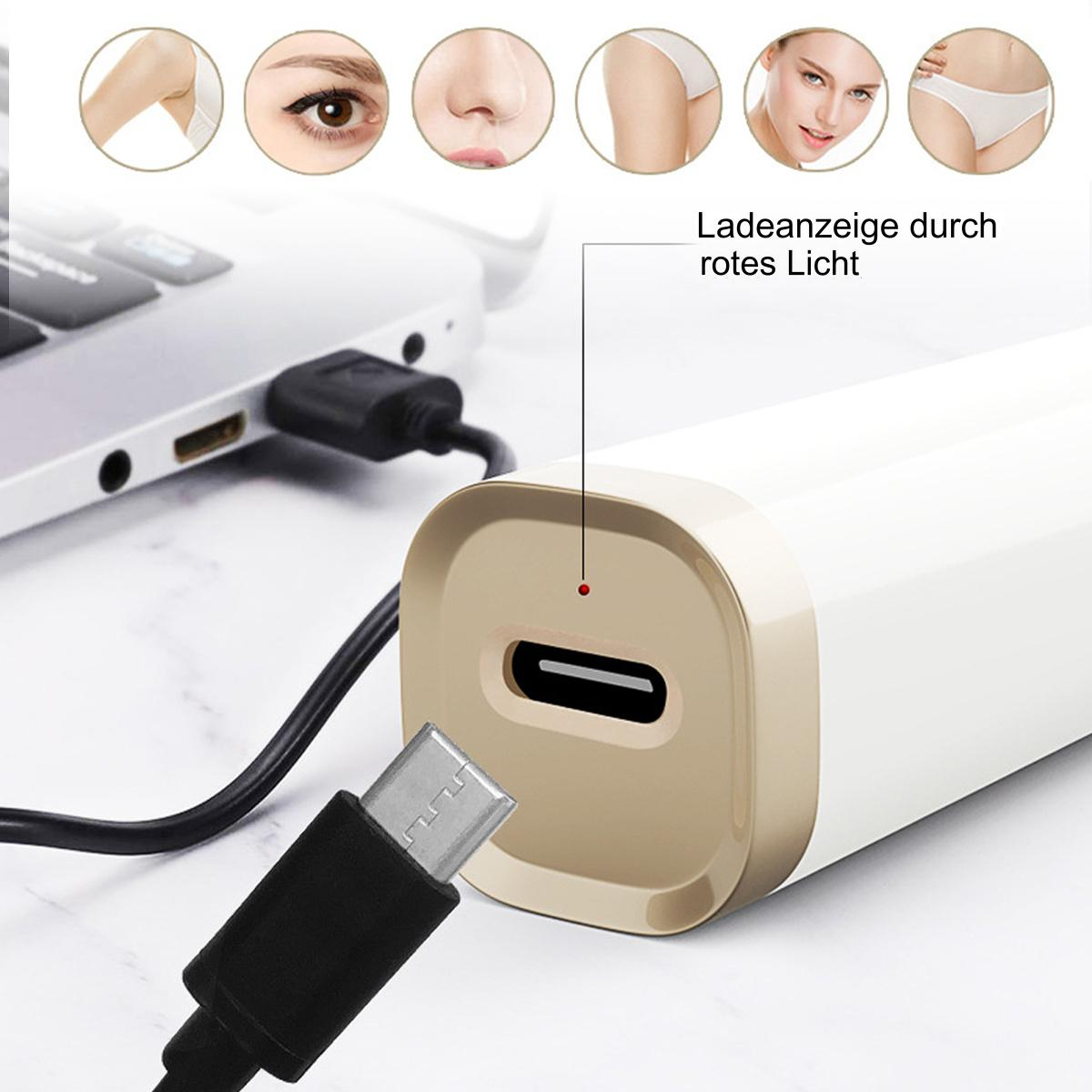 Ein USB-C-Kabel wird in einen Laptop und ein weißes Gerät gesteckt.