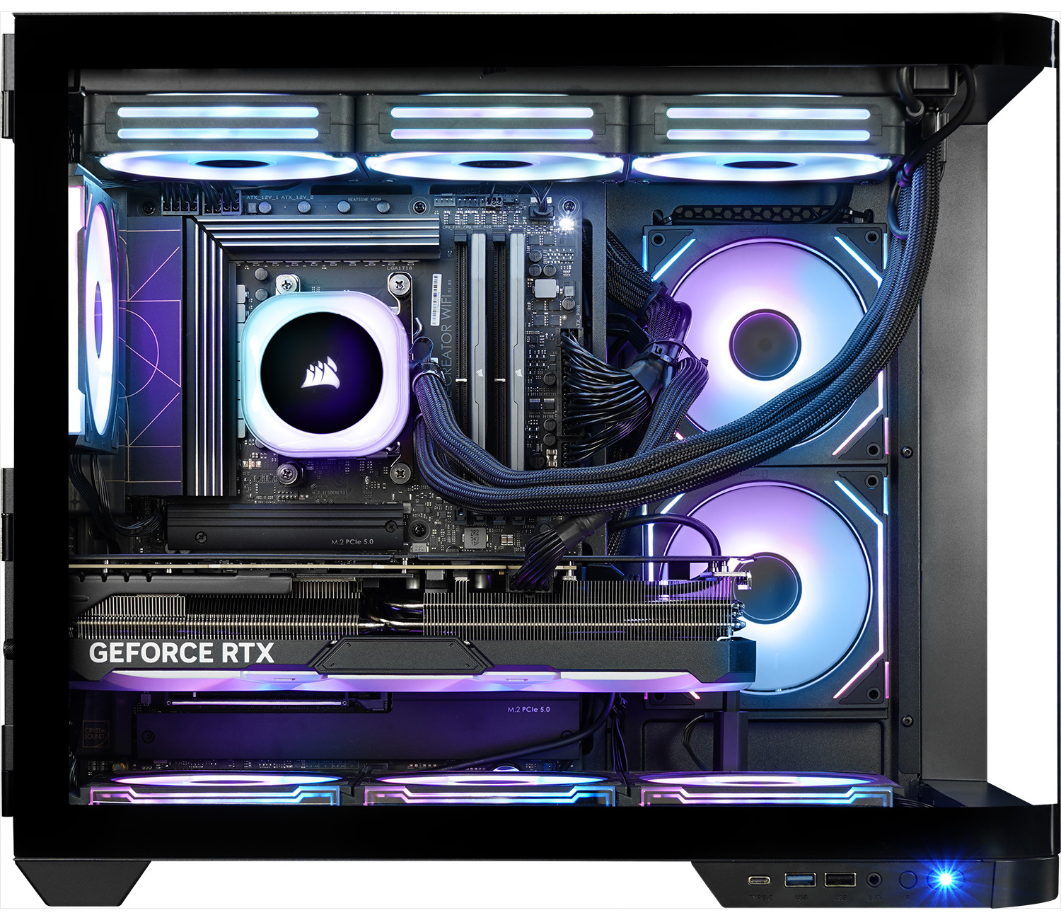 Een pc-behuizing met RGB-verlichting, CPU-koeler, grafische kaart en ventilatoren.