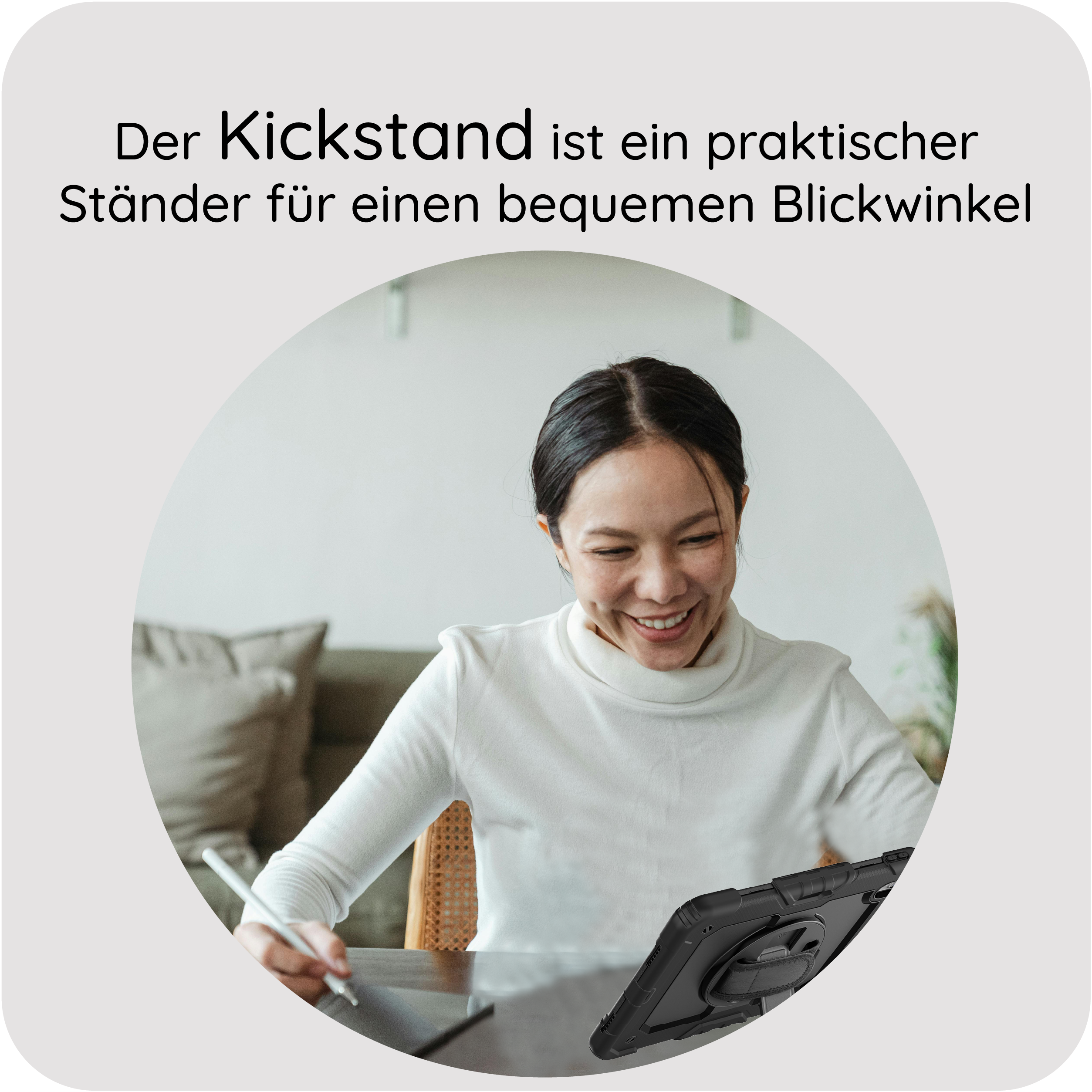 Eine Frau mit einem weißen Rollkragenpullover benutzt ein Tablet mit Stift.