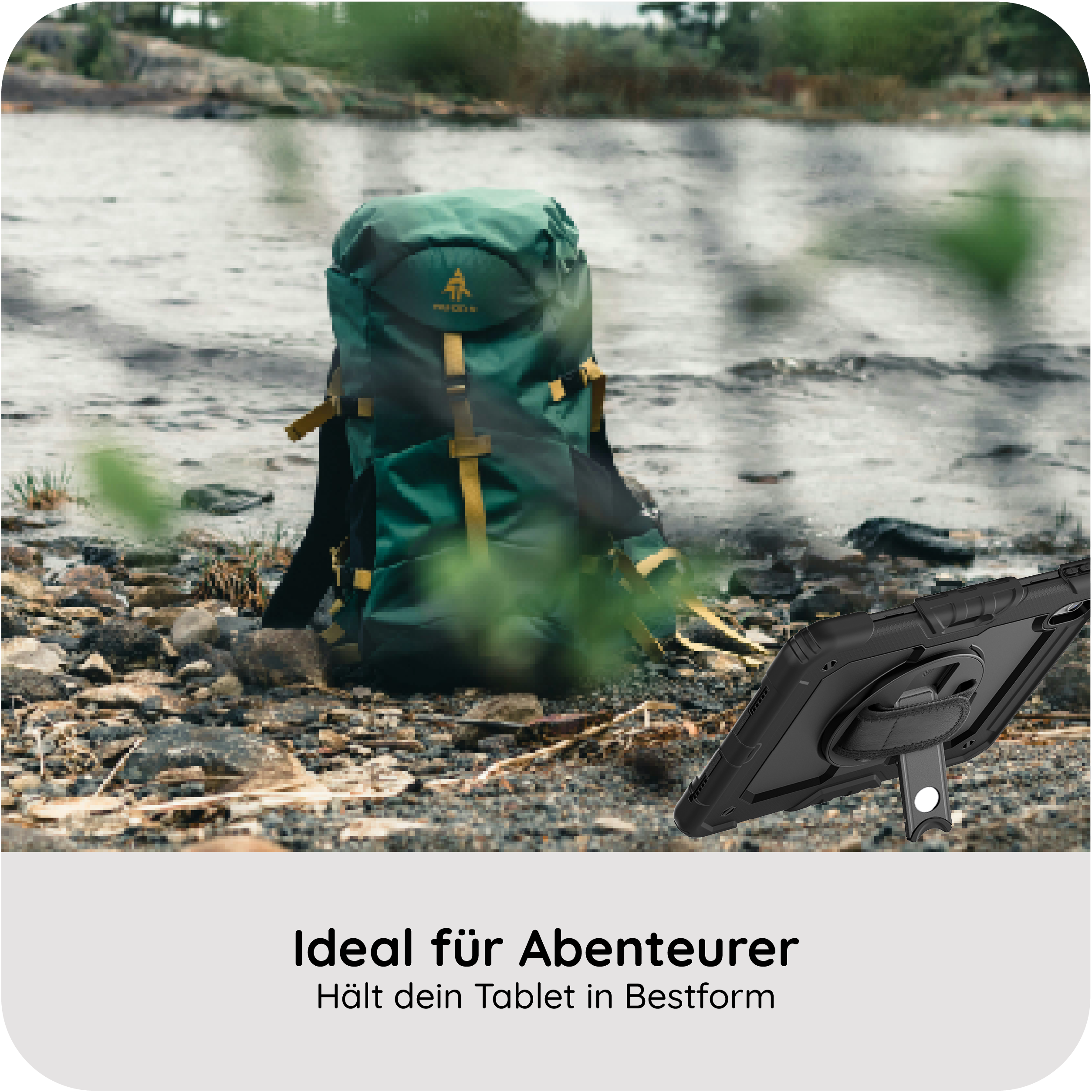 Grüner Rucksack und Tablet-Hülle am Ufer eines Flusses.
