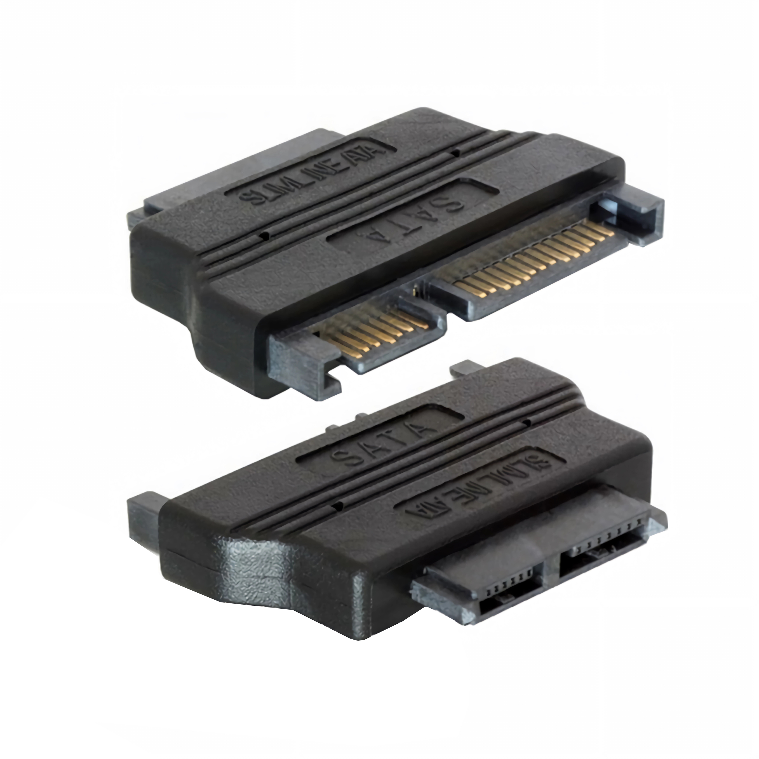 Zwei schwarze Slim SATA-zu-SATA-Adapter mit goldenen Kontakten auf weißem Hintergrund.