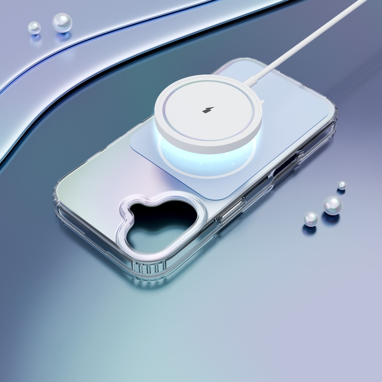 Una custodia trasparente per telefono con caricabatterie bianco e perle su sfondo blu.