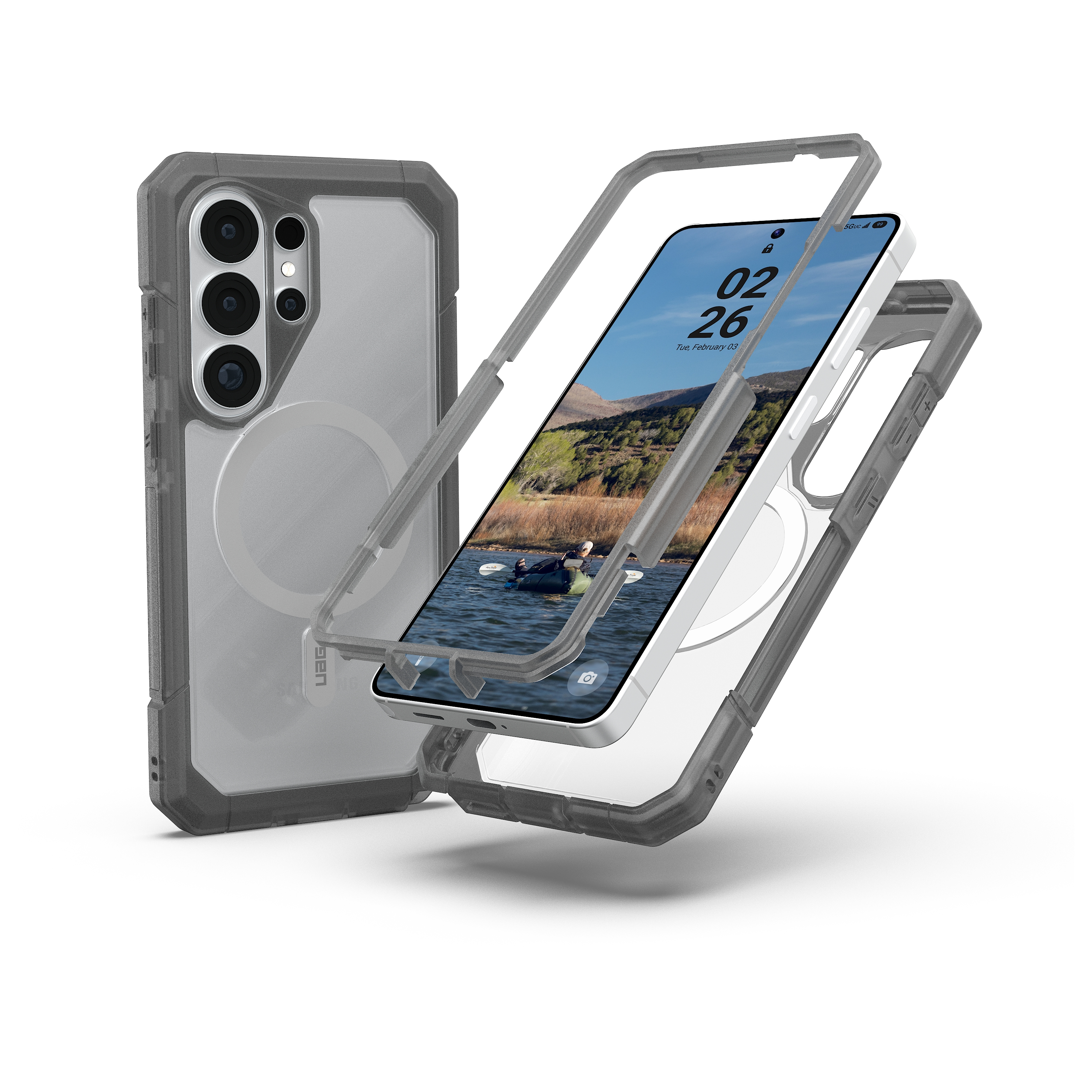 Ein Smartphone mit einer Schutzhülle und einem Kayaker auf dem Bildschirm.