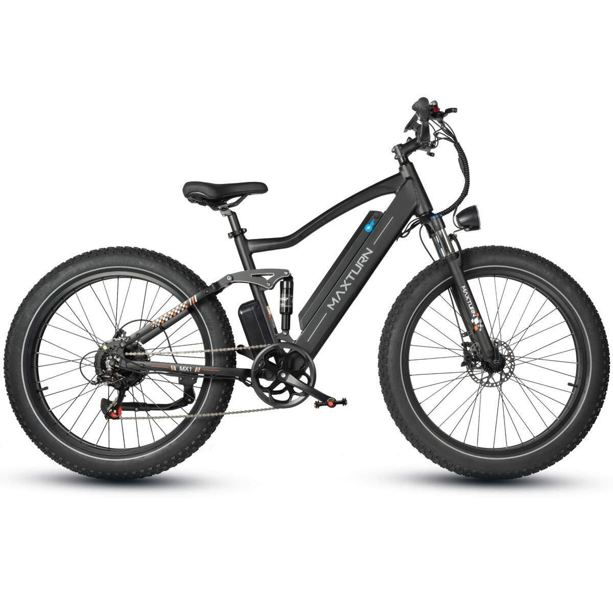 Schwarzes E-Bike mit breiten Reifen, Federung und MAXTURN-Logo.