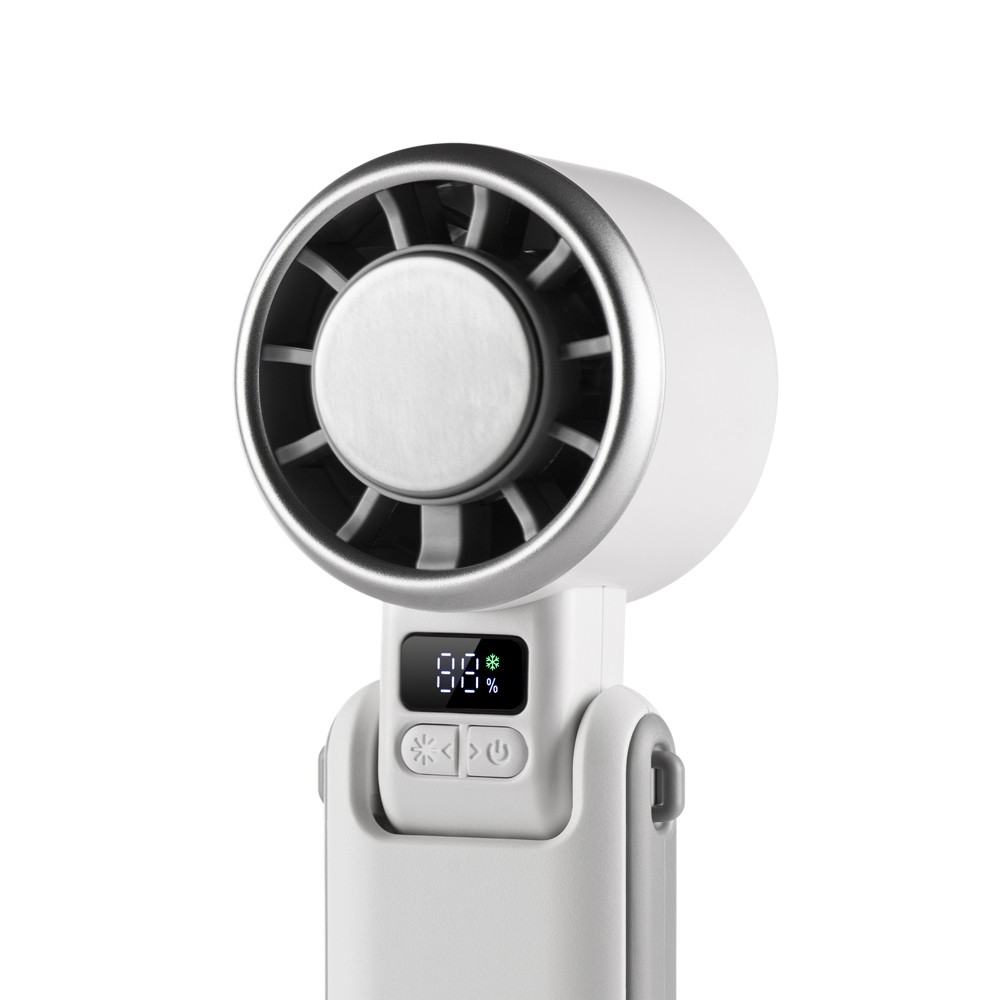 Un ventilador blanco con anillo de metal y pantalla digital mostrando 88%.
