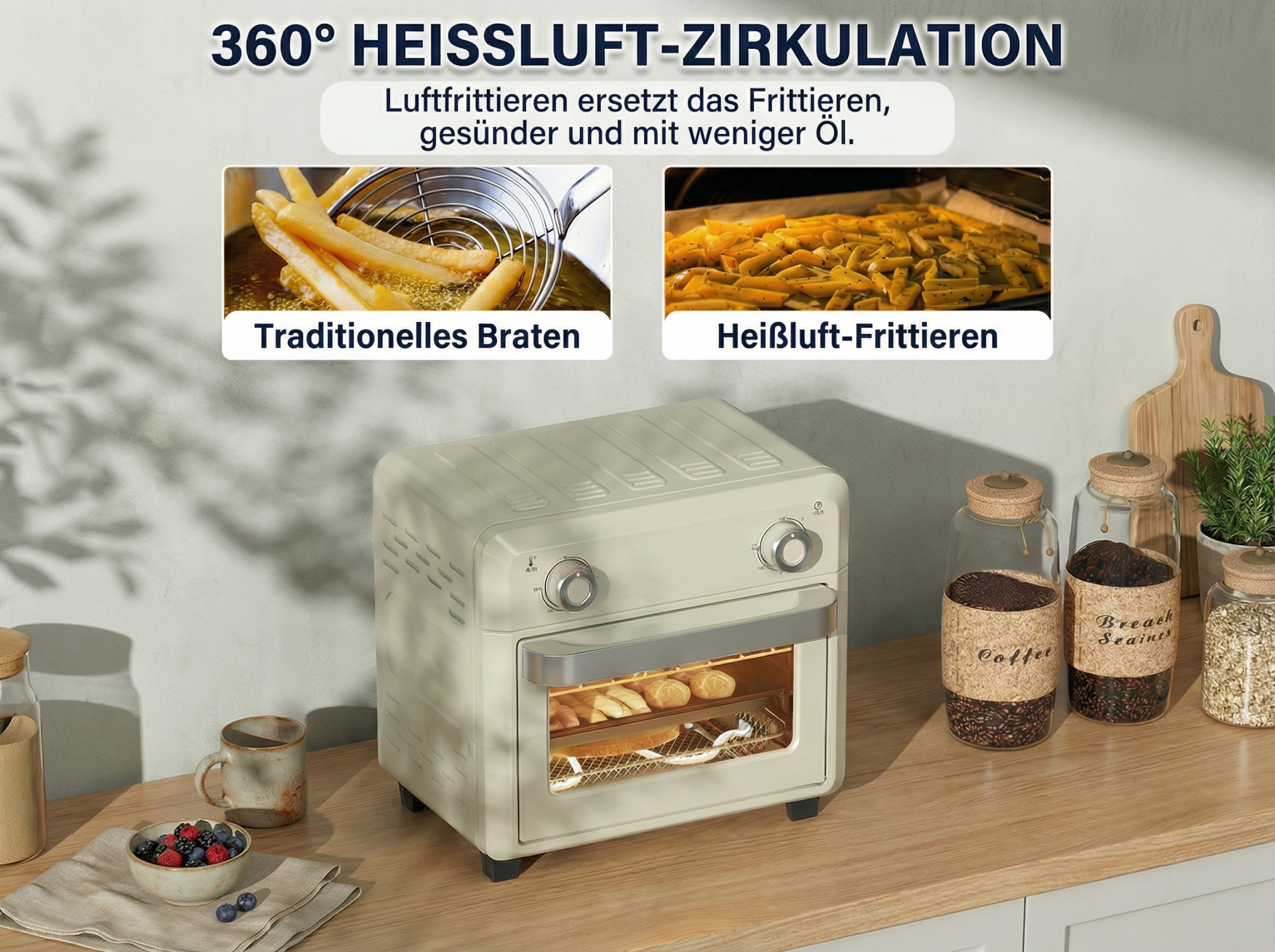 Ein cremefarbener Heißluftfritteusenofen steht auf einer Holzplatte neben Gläsern mit Kaffee und Haferflocken.