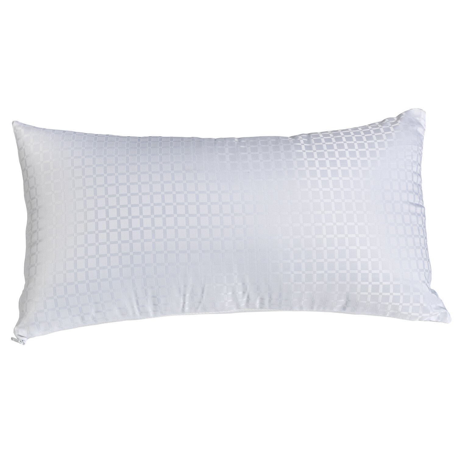 Una almohada blanca con un patrón a cuadros sobre fondo blanco.