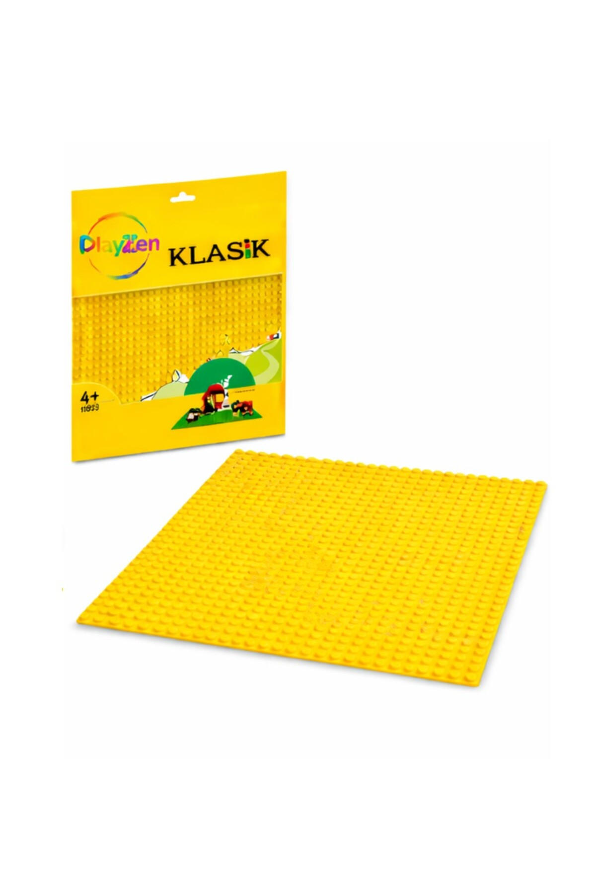 Arka planda oyuncak ve traktör bulunan sarı yapı plakası oyuncak seti.