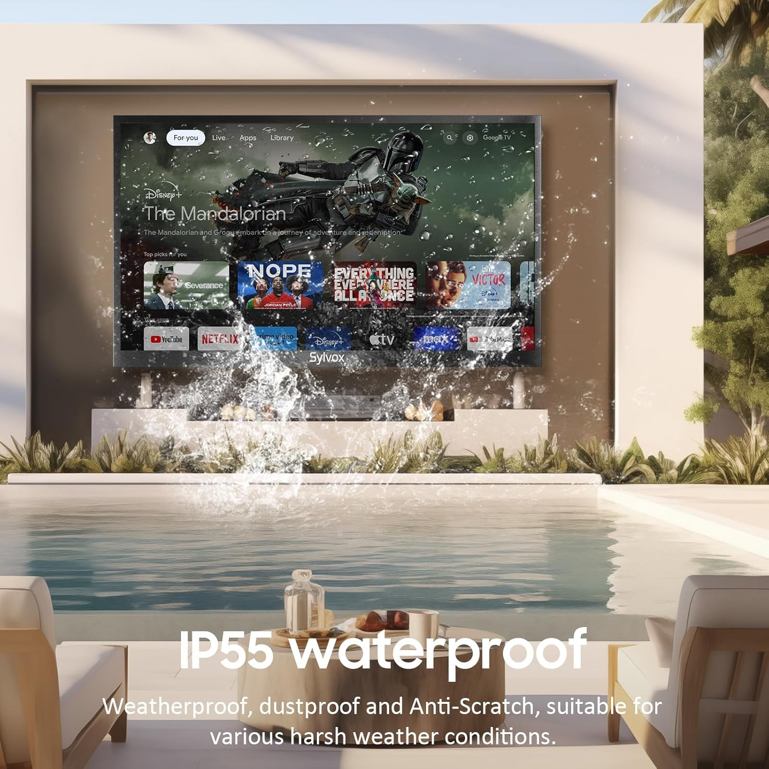 Ein Fernseher mit dem Titel 'The Mandalorian' steht neben einem Pool.
