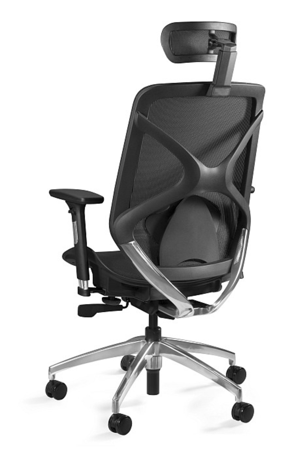 Widok z tyłu czarnego fotela biurowego z siatkowanym oparciem i zagłówkiem.