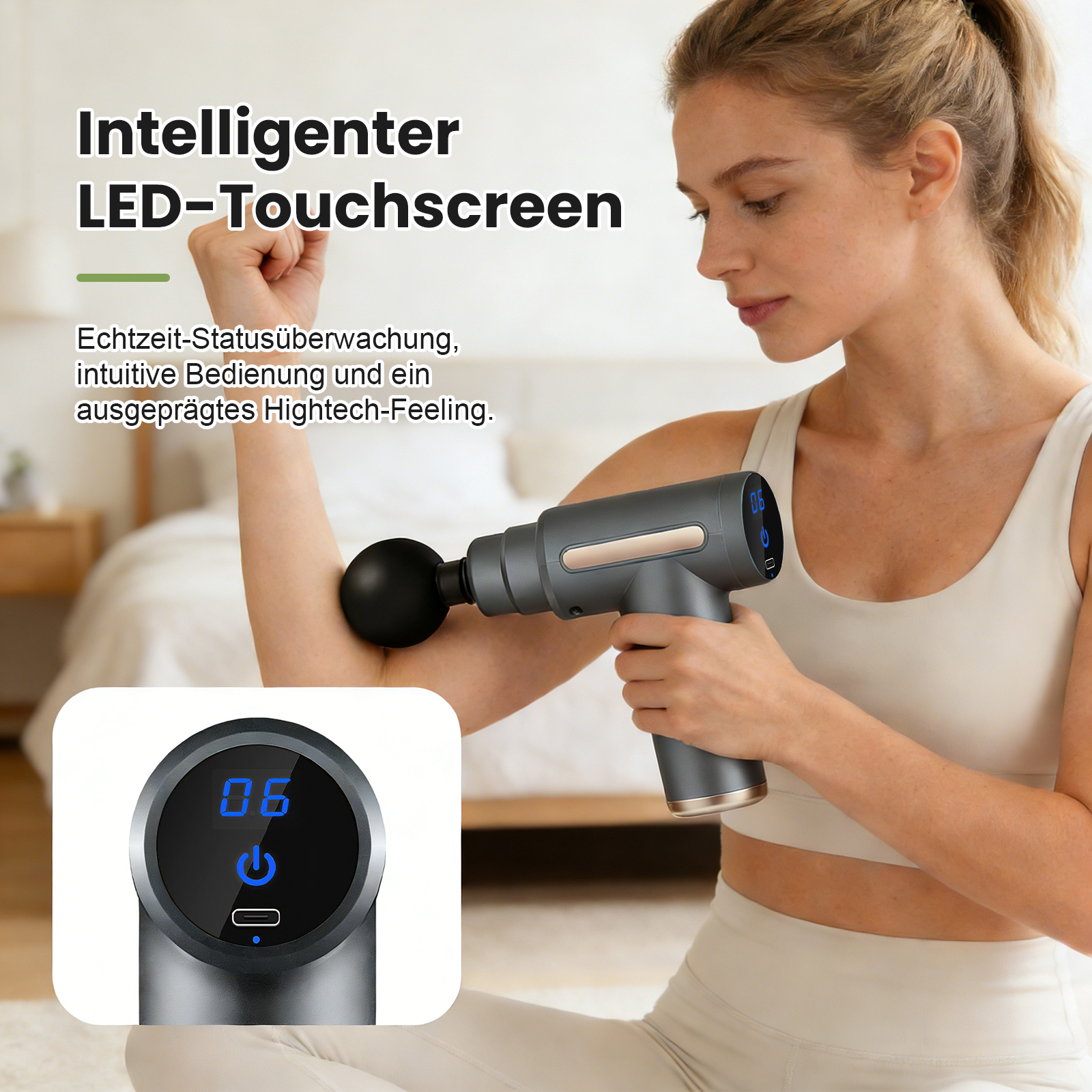 Frau nutzt eine Massagepistole mit LED-Touchscreen am Arm.
