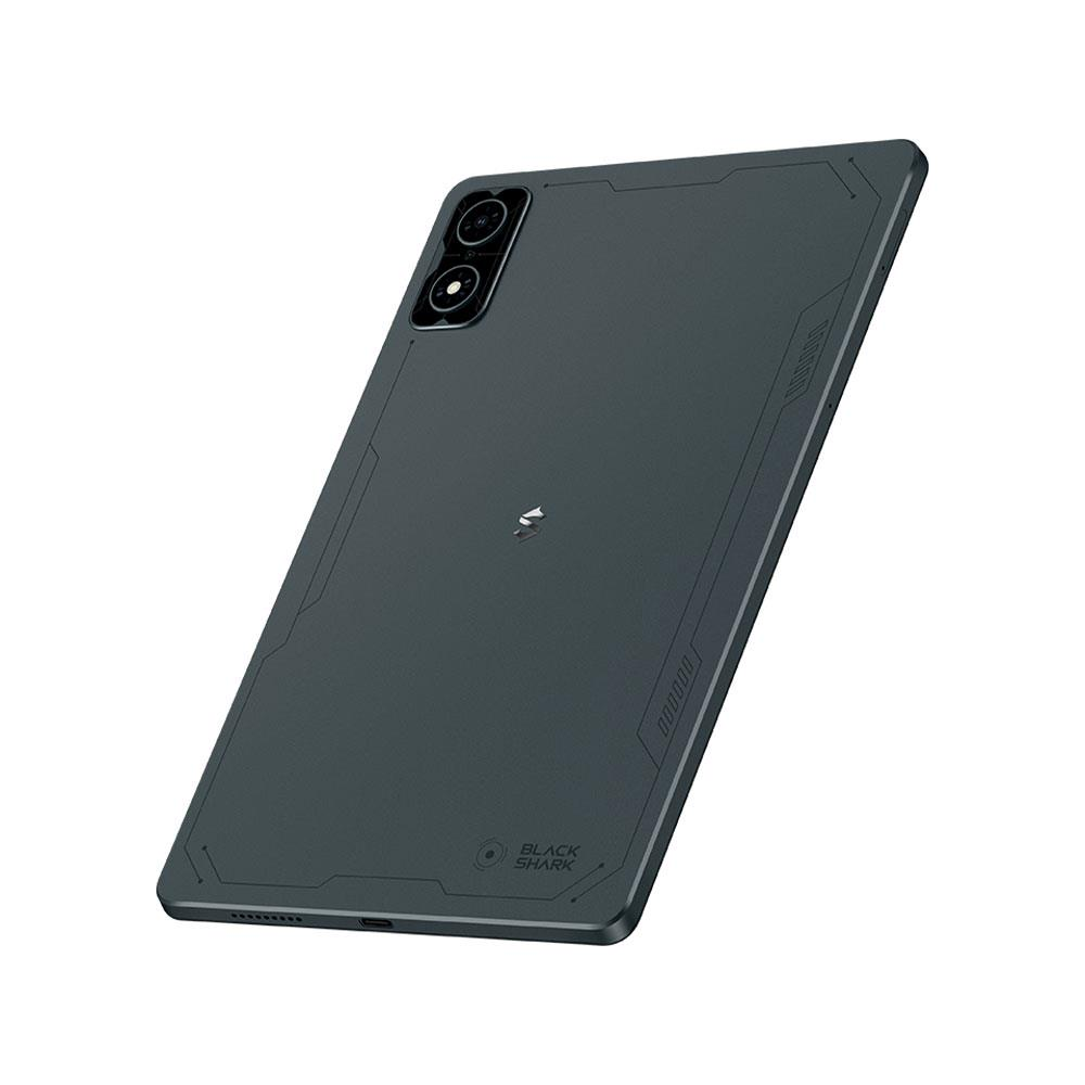 Retro di un tablet grigio scuro con due fotocamere e il logo Black Shark.