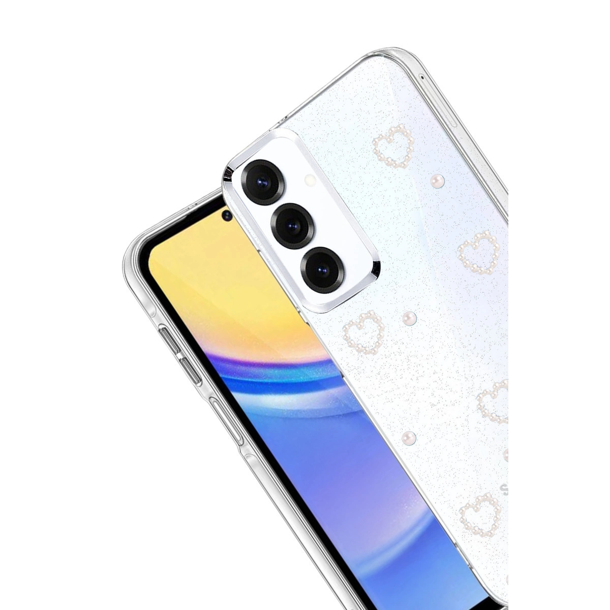 Bir telefonda kalp ve inci desenli şeffaf telefon kılıfı.