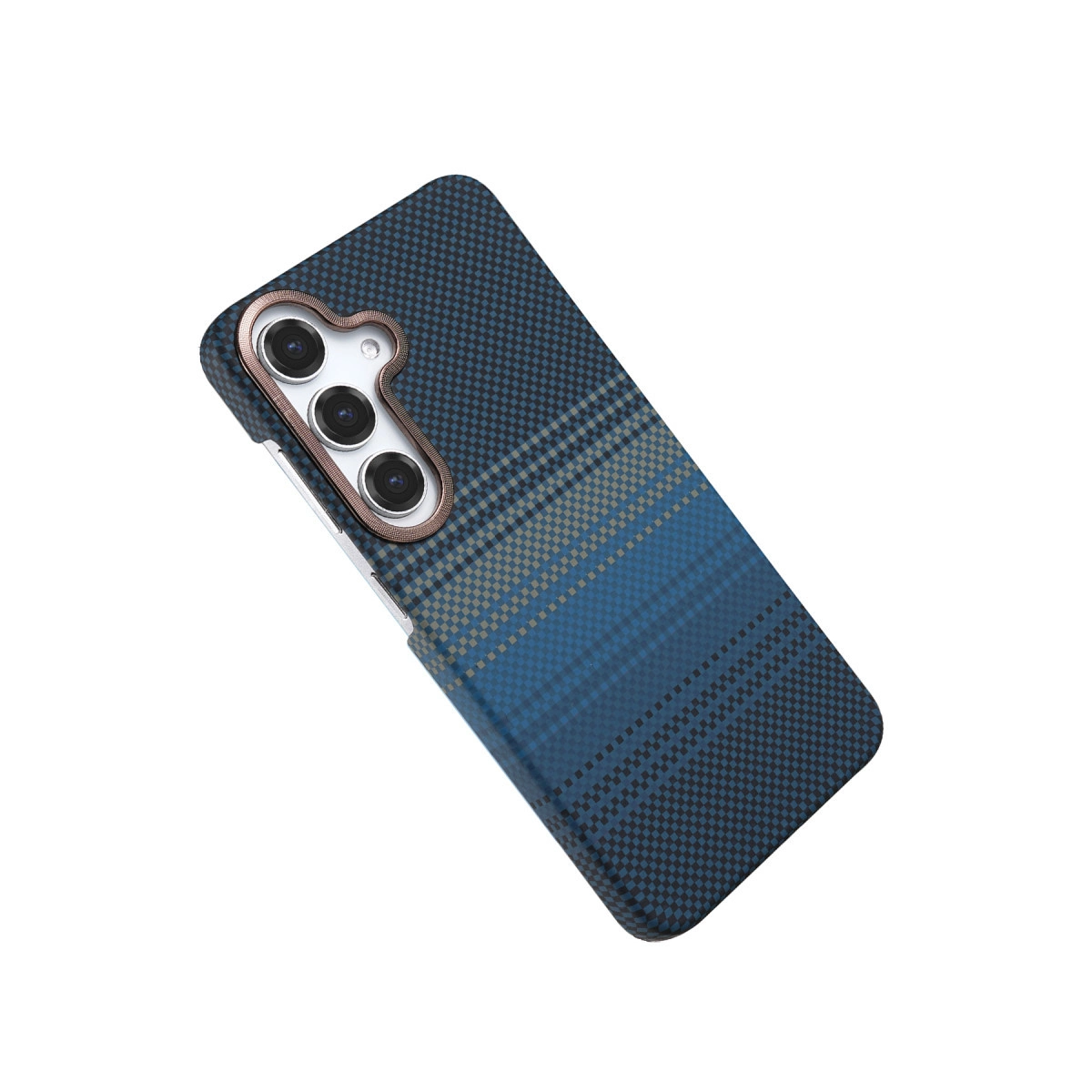 Üç kamera lensli, ekose desenli mavi telefon kılıfı.