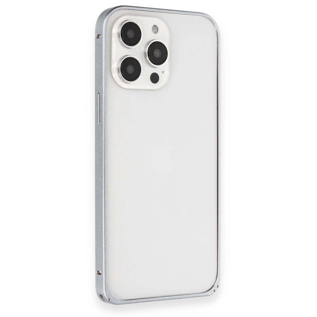 Üç kameralı beyaz akıllı telefon için gümüş koruyucu çerçeve.