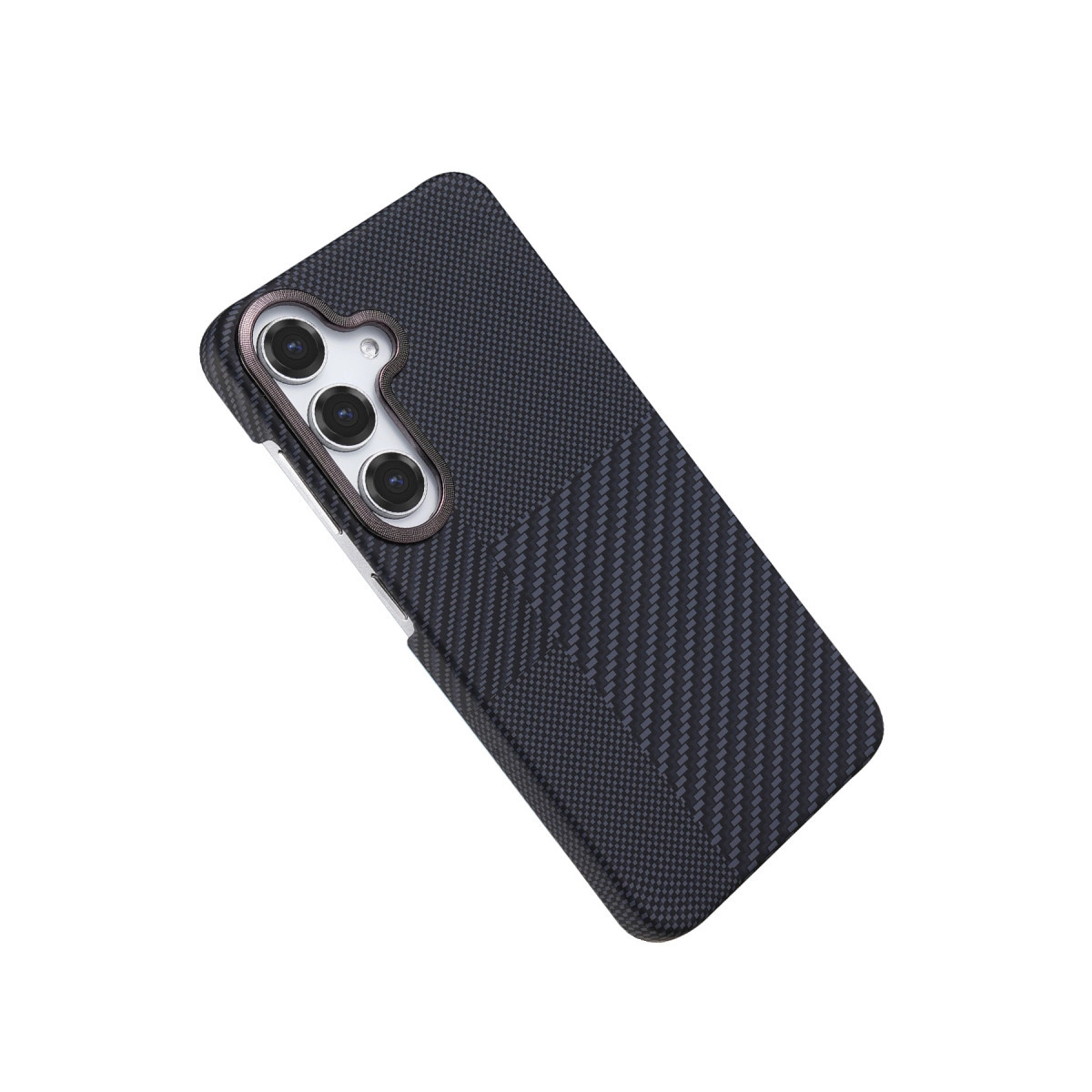 Karbon fiber dokulu, üç lensli koyu gri telefon kılıfı.