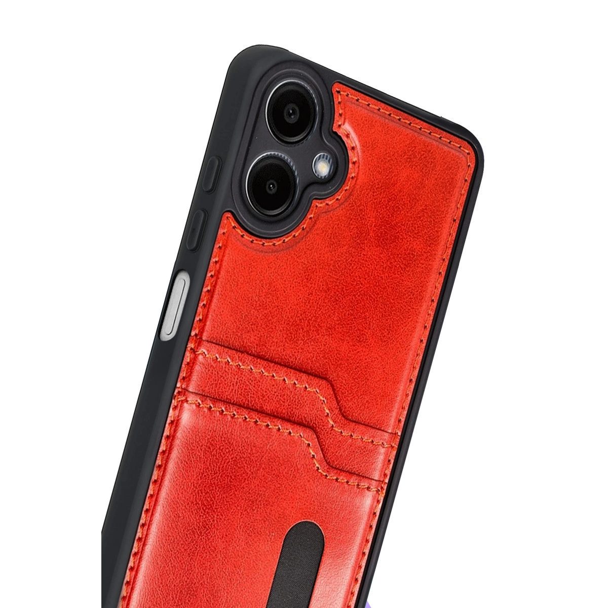 Kırmızı deri telefon kılıfı, kart yuvaları ve çift kamera açıklığı.