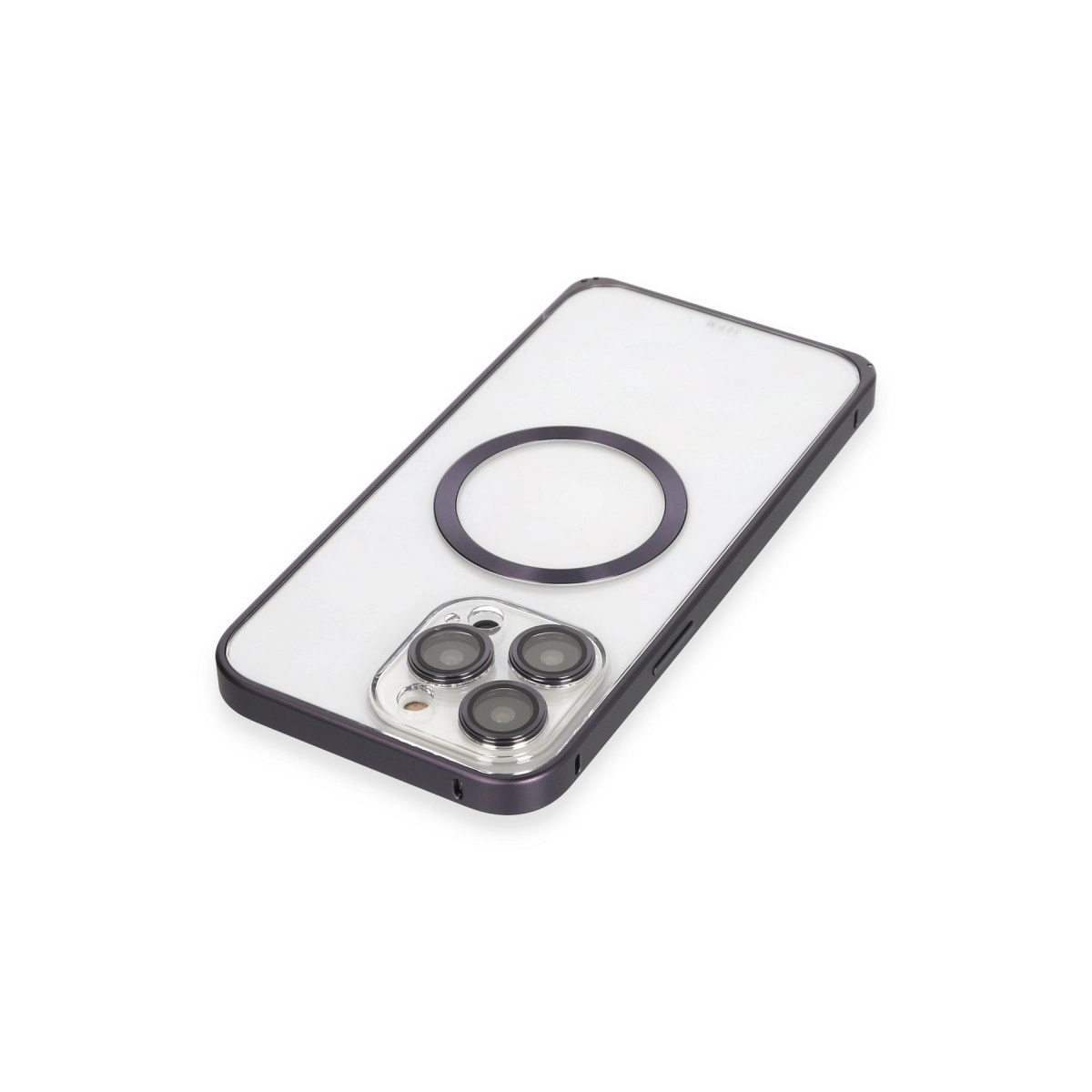 MagSafe halkalı ve üç kamera lensli şeffaf telefon kılıfı.