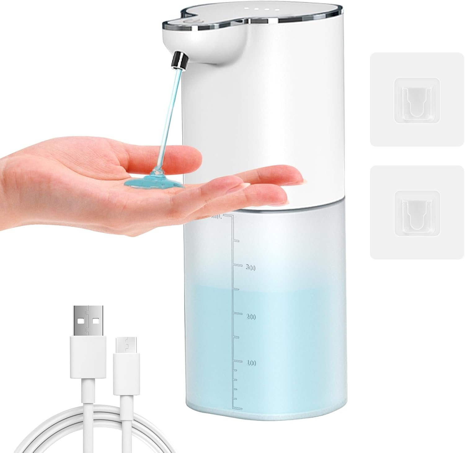 Ein automatischer Seifenspender gibt blaue Flüssigkeit in eine Hand. Kabel sind daneben.