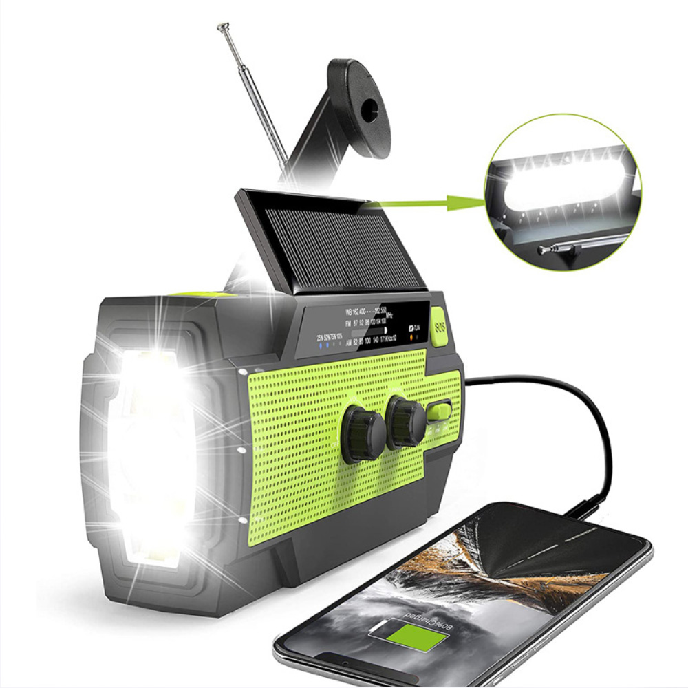 Eine Notfallkurbelradio mit Solarpanel, heller Taschenlampe und Ladefunktion für Smartphones.