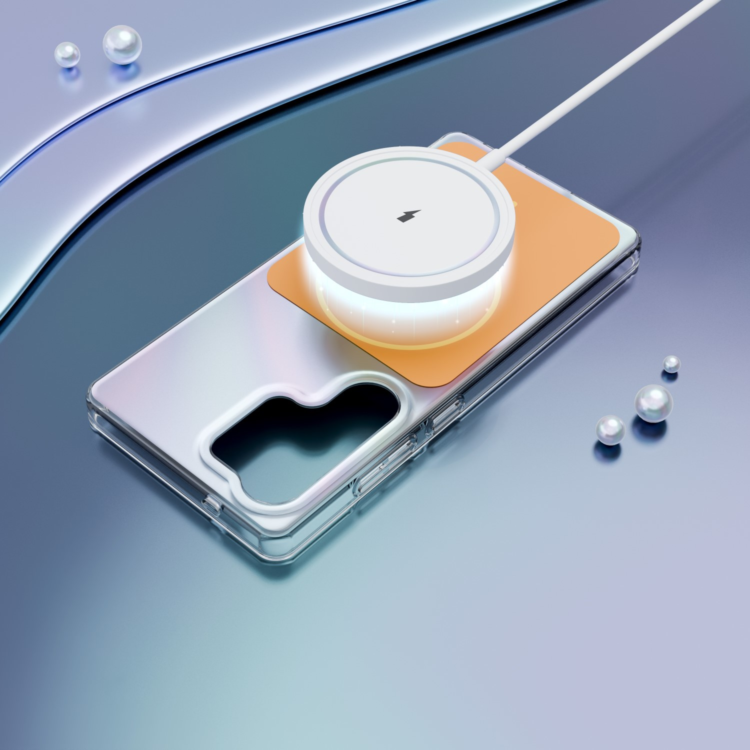 Un caricabatterie bianco con simbolo di fulmine carica un telefono in custodia trasparente.