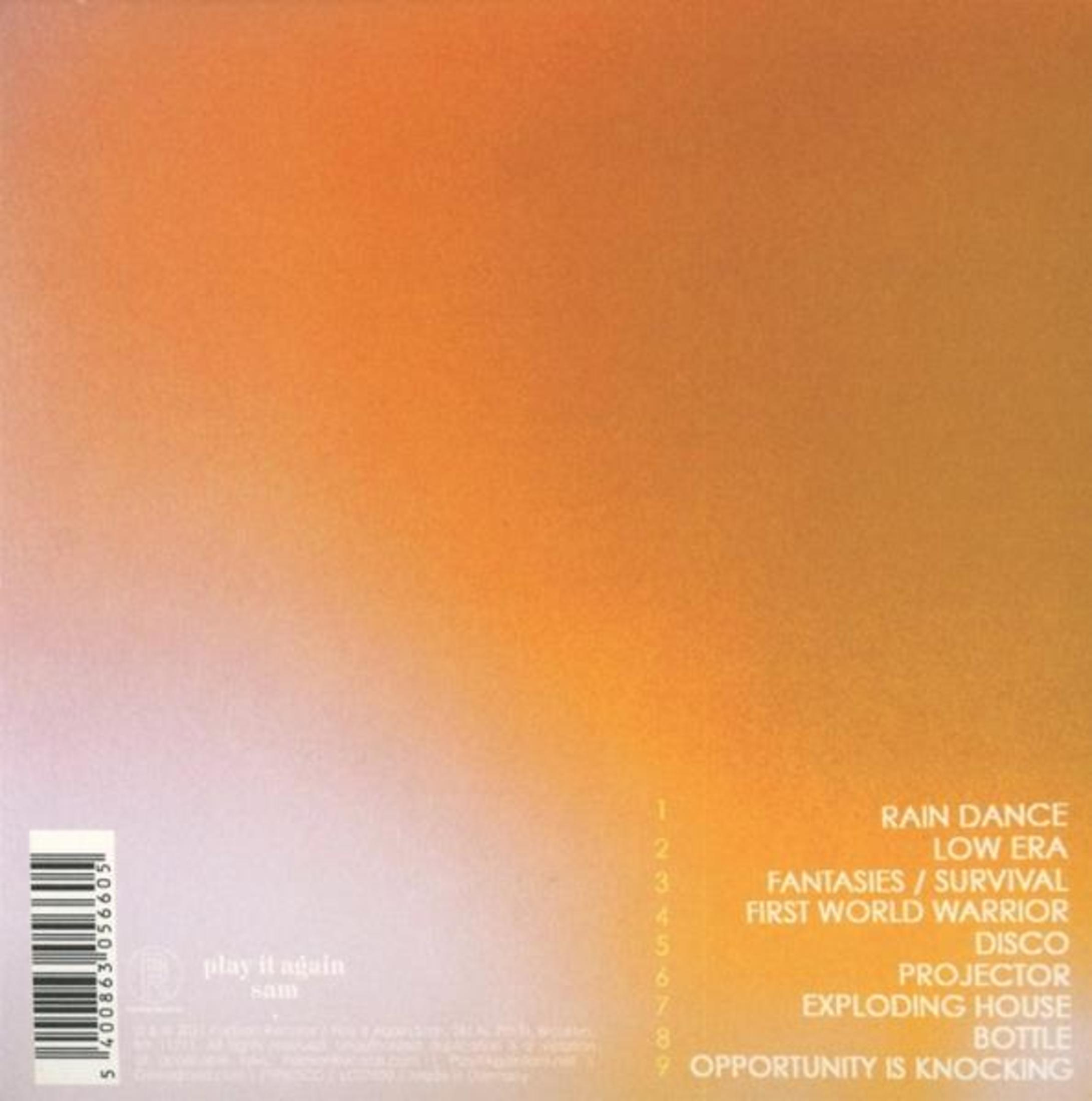 Copertina CD con sfumatura arancione e elenco brani: Rain Dance, Low Era, ecc.