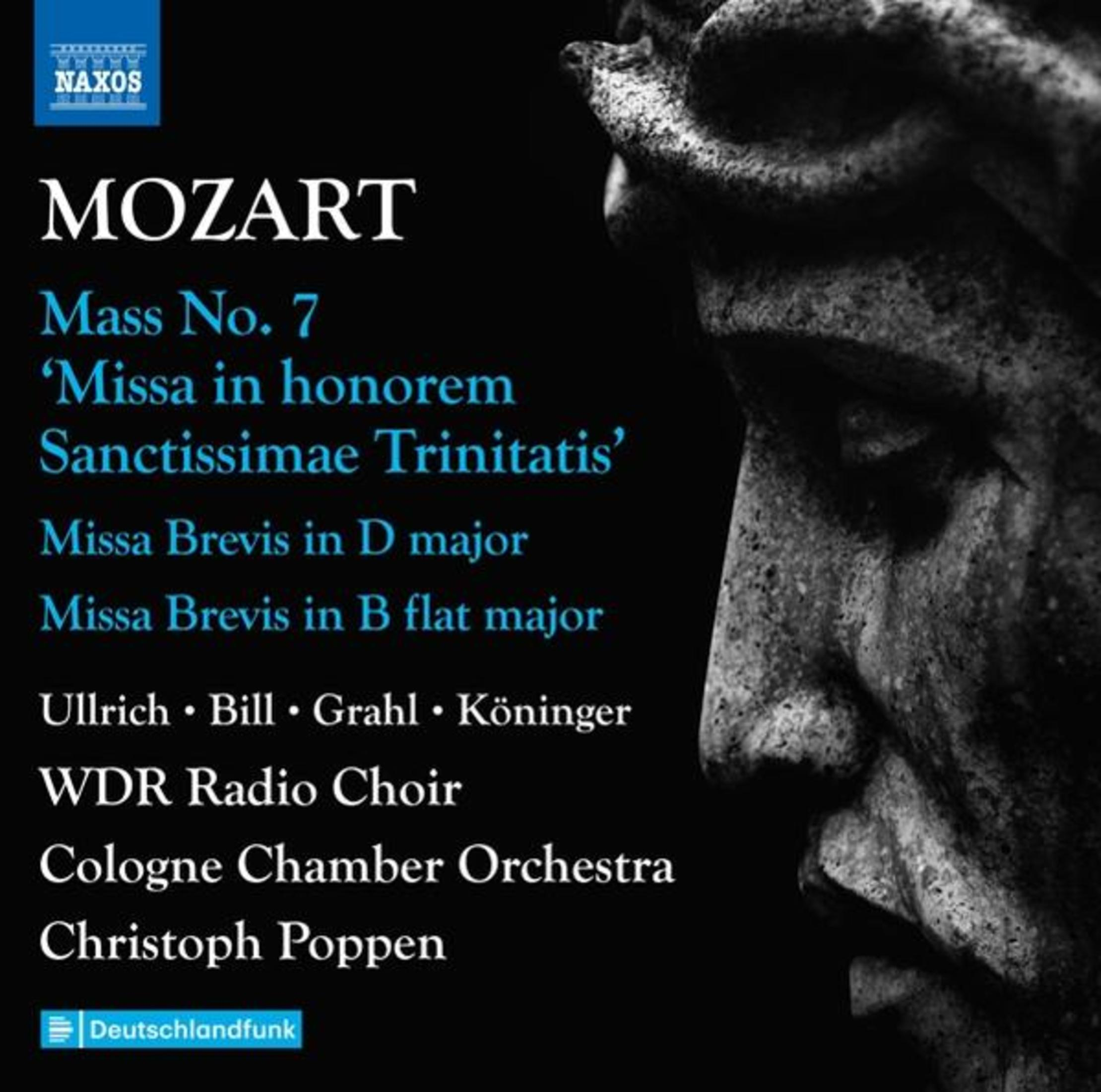 Copertina album Mozart Messa n. 7 con logo Naxos, interpreti e statua.