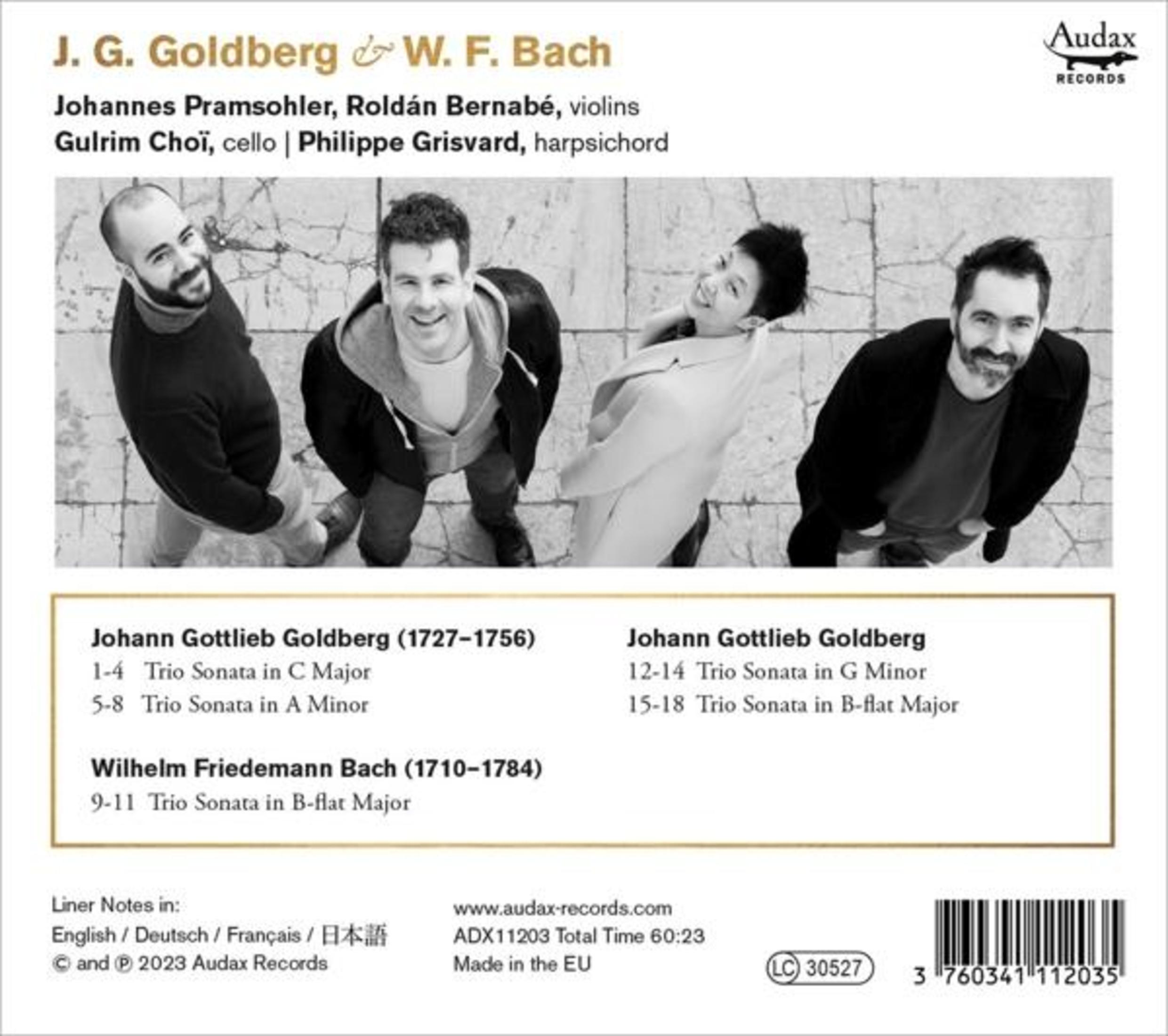 Quattro musicisti posano per la copertina di un album intitolato Goldberg & Bach.