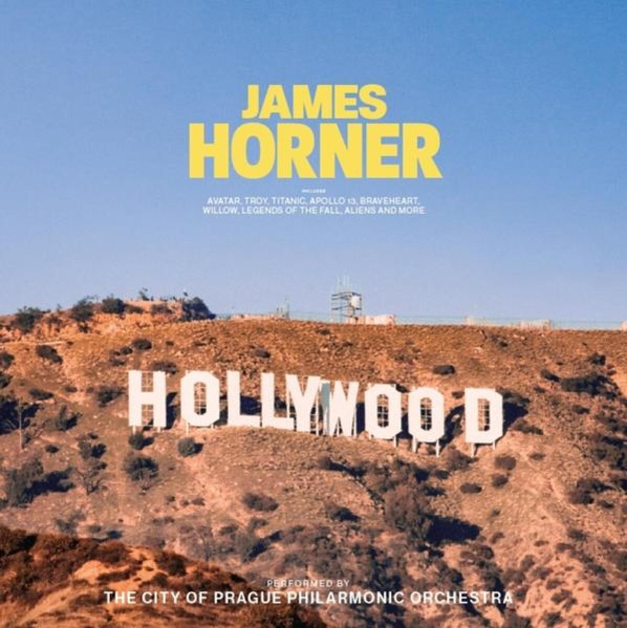L'insegna di Hollywood su una collina, con testo di James Horner sopra.