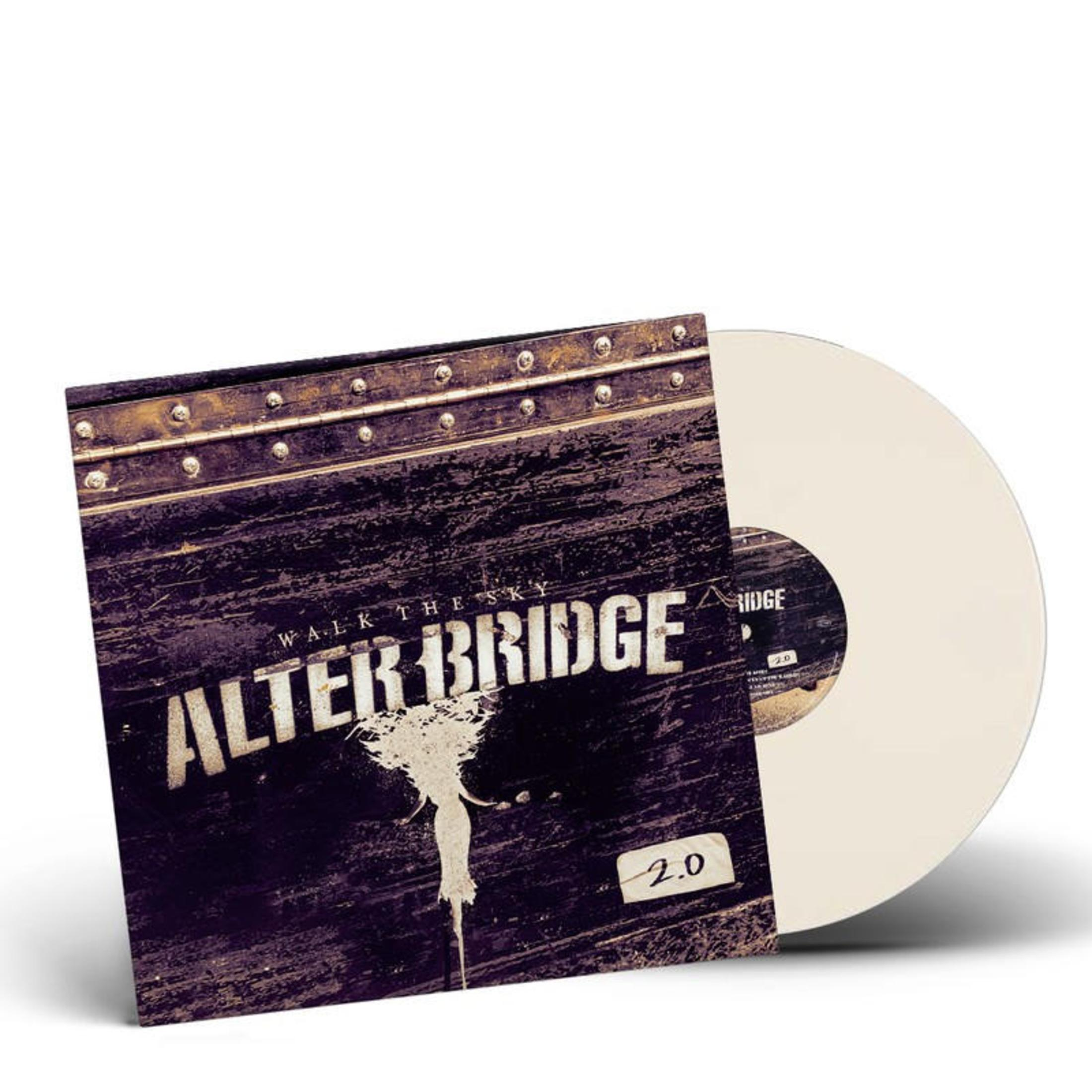 Un disco in vinile bianco e la sua copertina, etichettato 'ALTER BRIDGE'.