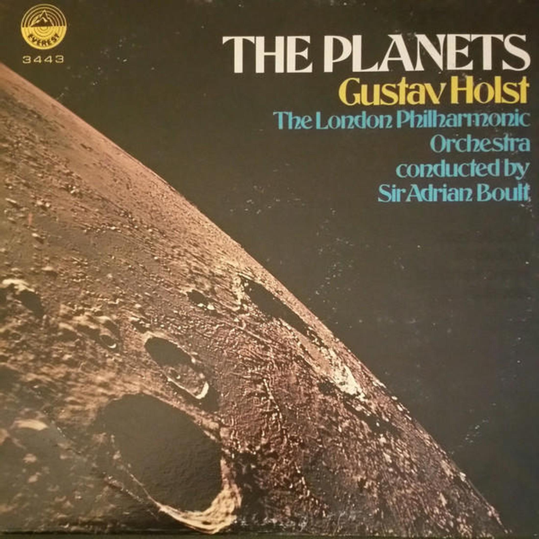 Copertina dell'album con un pianeta e testo: The Planets, Gustav Holst, London Philharmonic Orchestra.