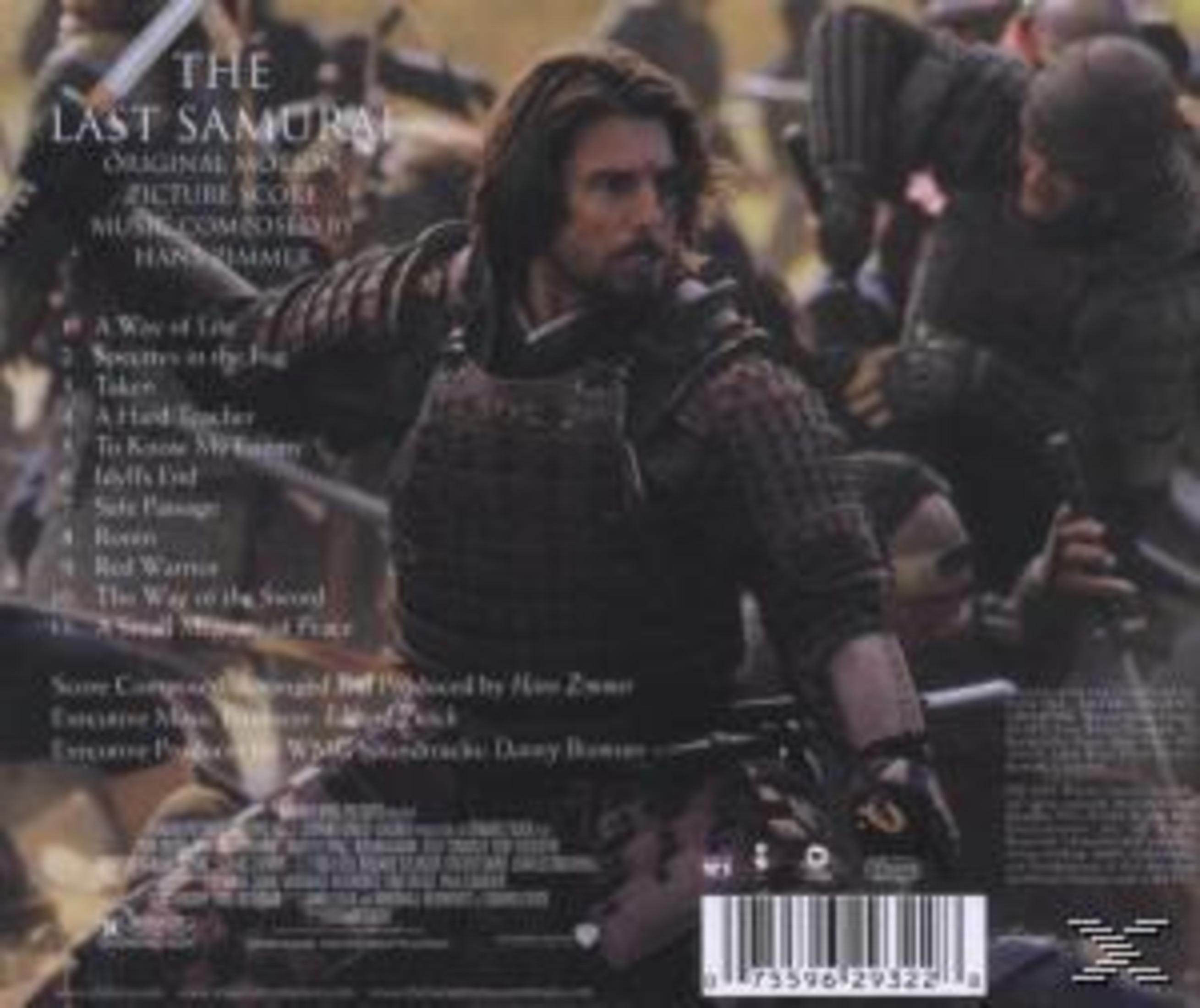 Tom Cruise come samurai in armatura prima di una scena di battaglia, titolo del film in alto.