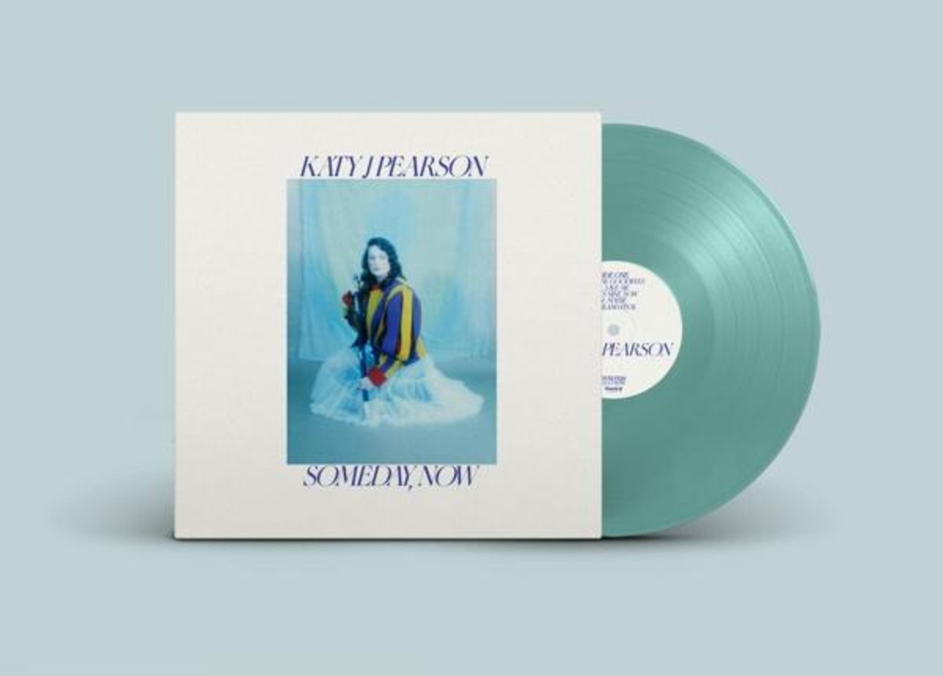 Disco in vinile "Someday, Now" di Katy J Pearson con copertina di donna seduta.