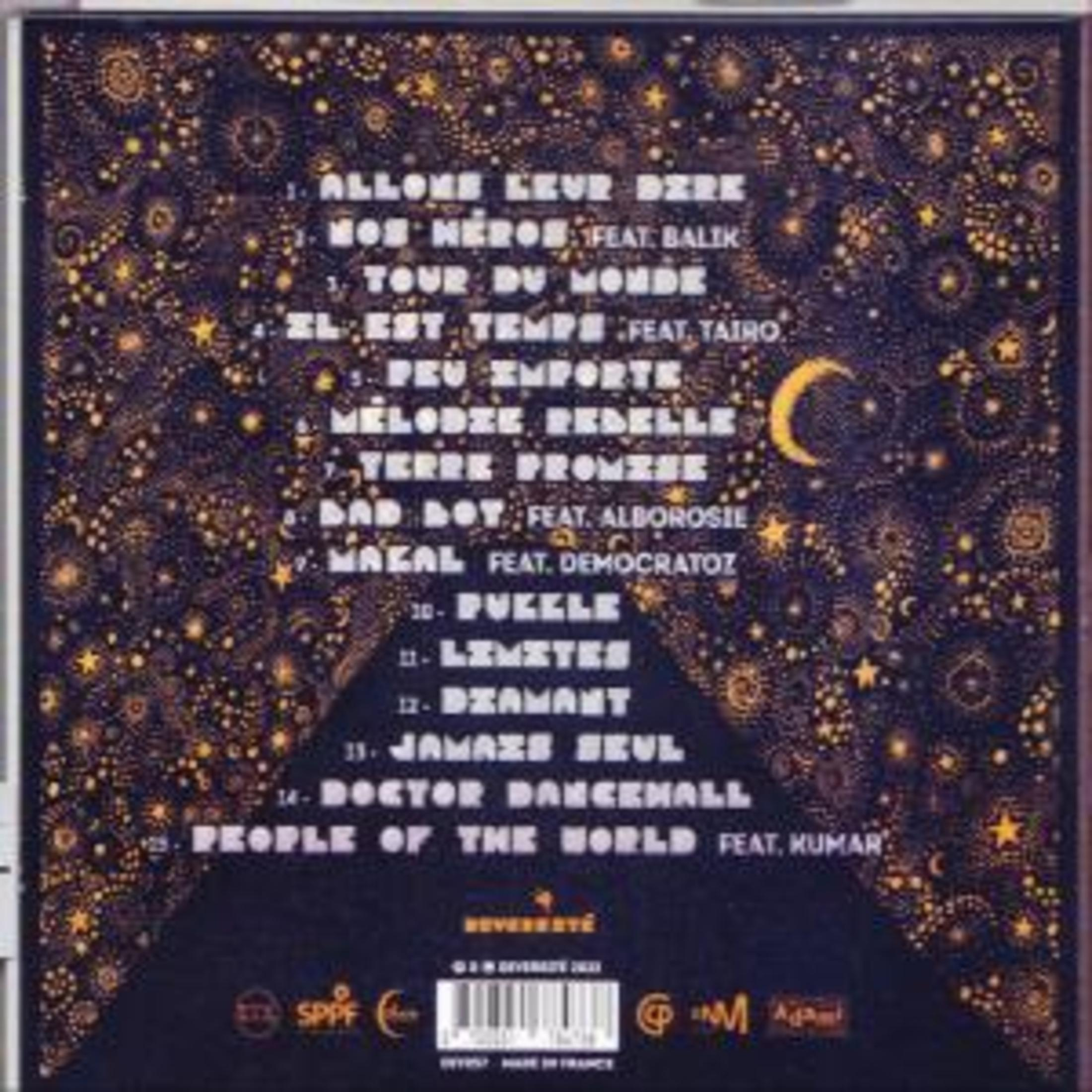 Copertina posteriore dell'album con motivo stellato e lista canzoni.