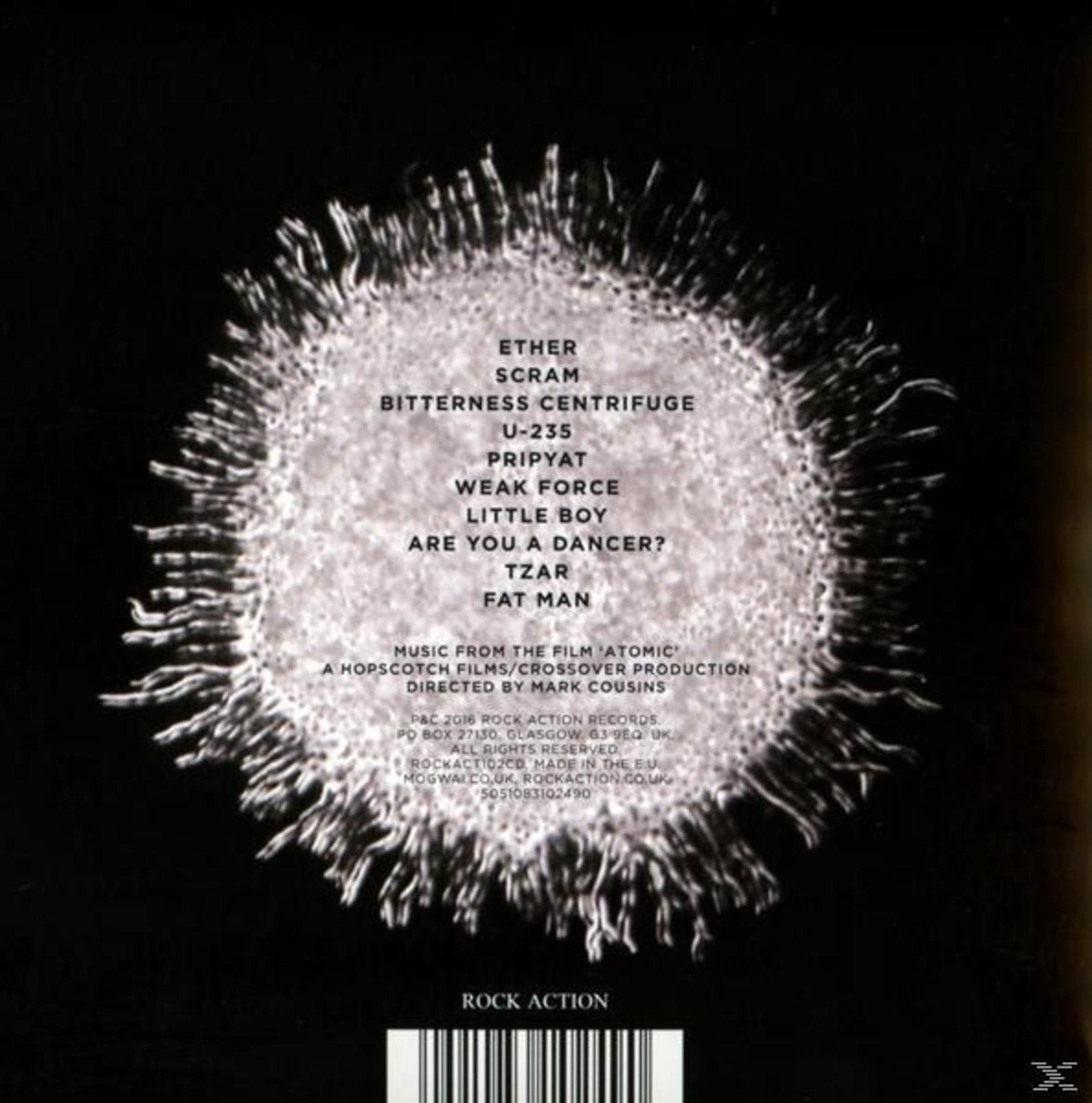Copertina posteriore dell'album con titoli di canzoni e informazioni sul disco su sfondo nero.