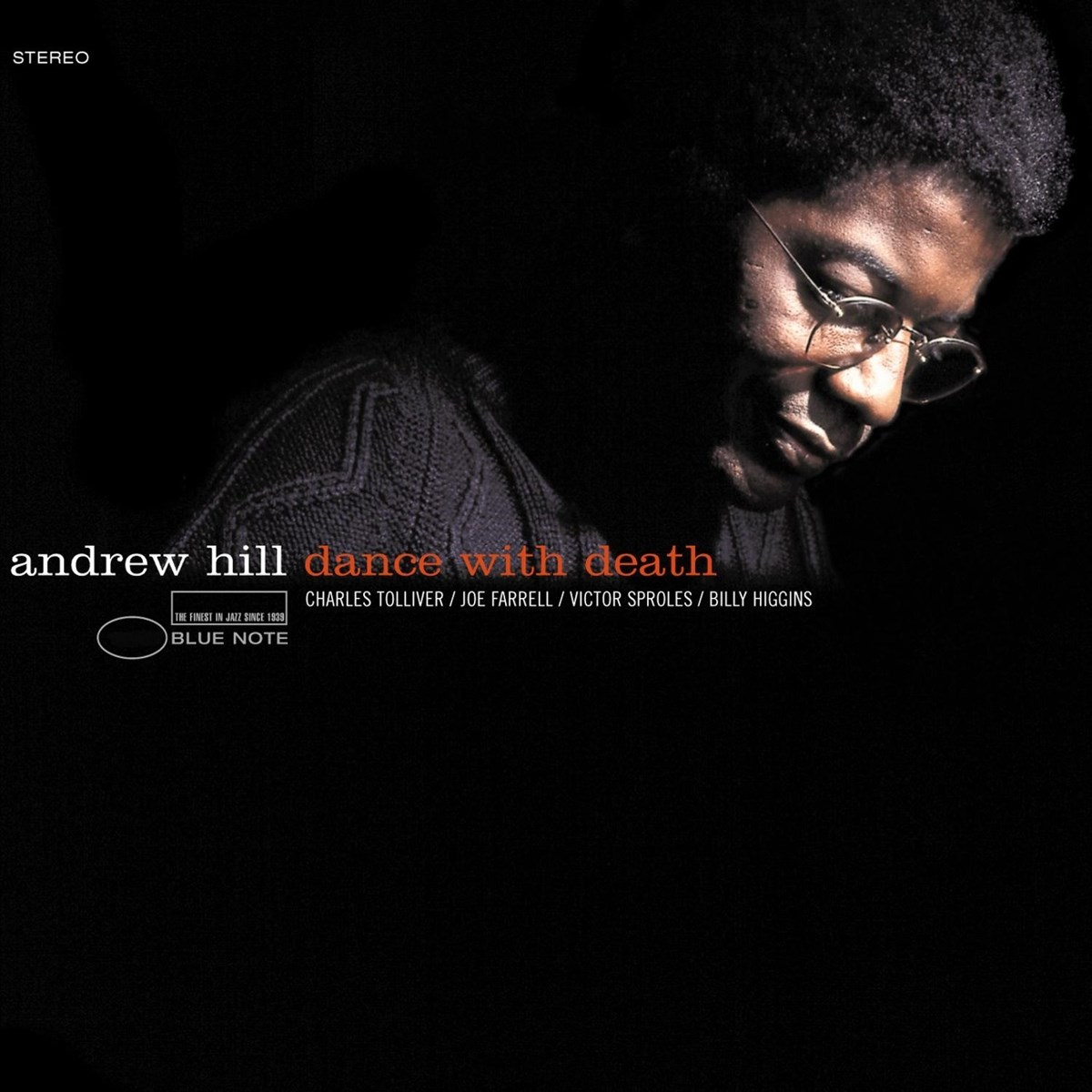 Copertina dell'album 'Dance With Death' di Andrew Hill con nome e titolo.