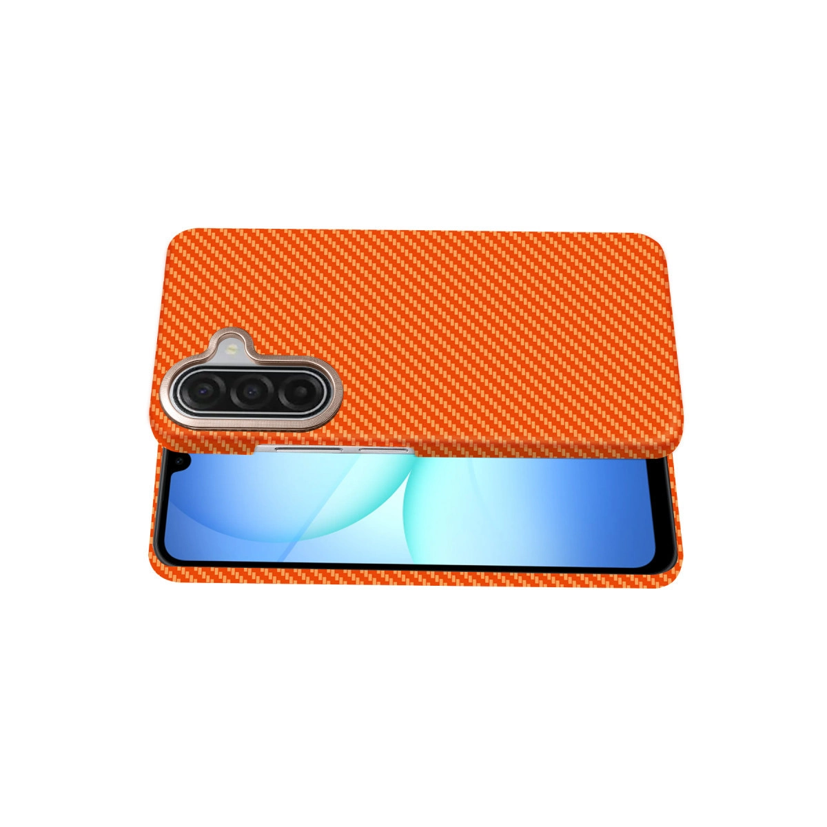 Karbon fiber desenli turuncu telefon kılıfı ve kamera modülü.