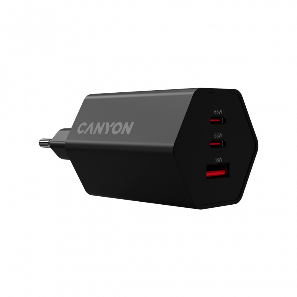 Caricatore Canyon nero con tre porte USB rosse che indicano i watt.