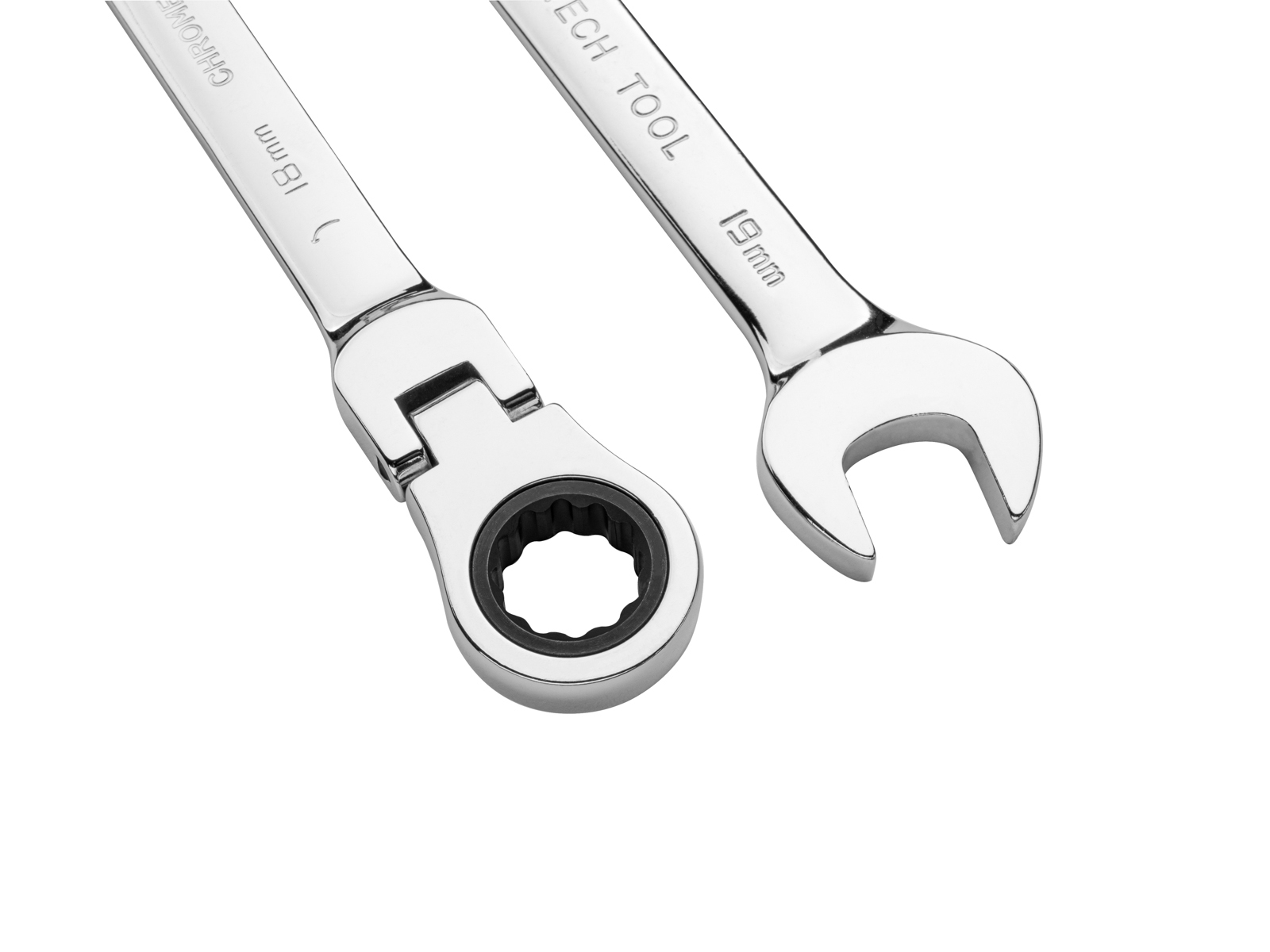 Due chiavi inglesi argentate, una a cricchetto da 18mm, l'altra da 19mm.