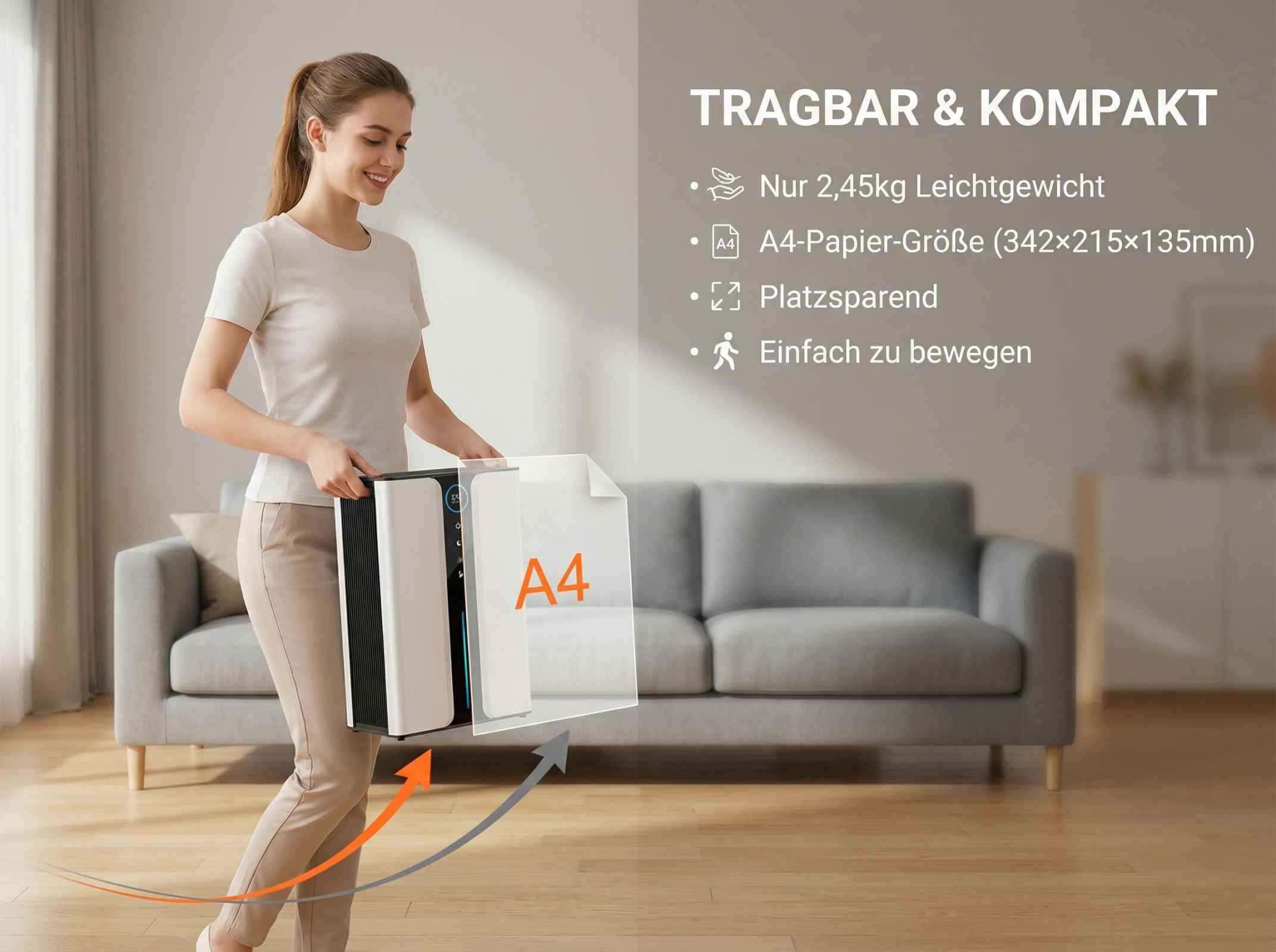 Eine Frau trägt einen leichten, kompakten Luftreiniger mit A4-Papier.