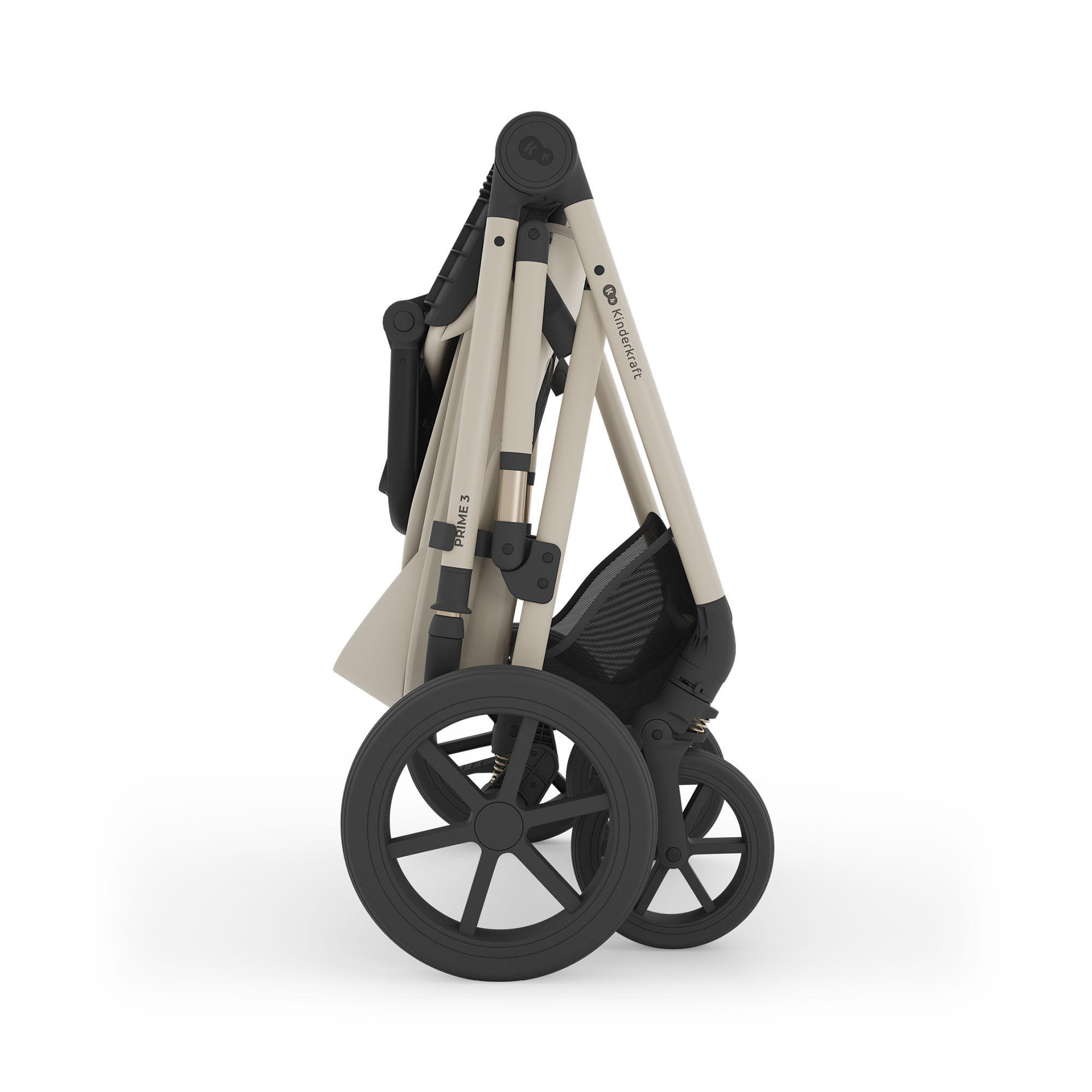 Ein beige und schwarzer Kinderwagen ist zusammengeklappt.