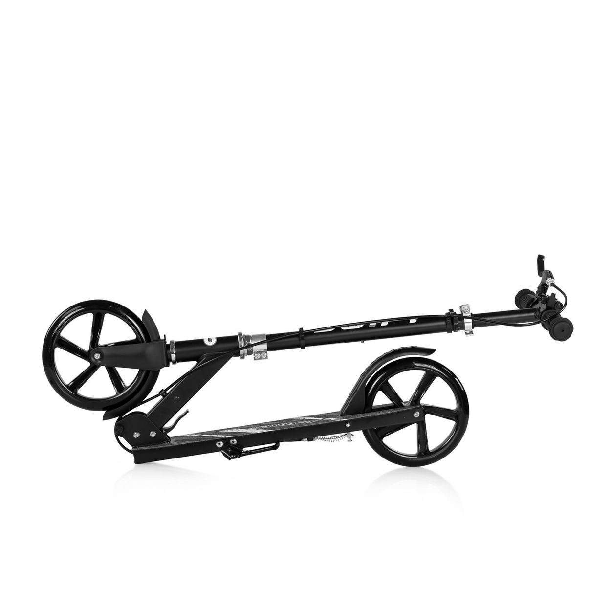 Schwarzer Roller mit zwei Rädern, flacher Lenker und Plattform.