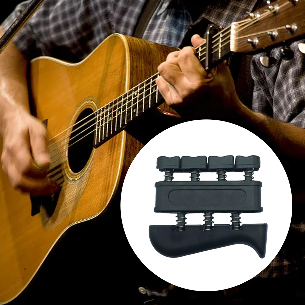 Eine Person spielt eine Akustikgitarre, während ein schwarzer Fingerübungsgriff in einem Kreis gezeigt wird.